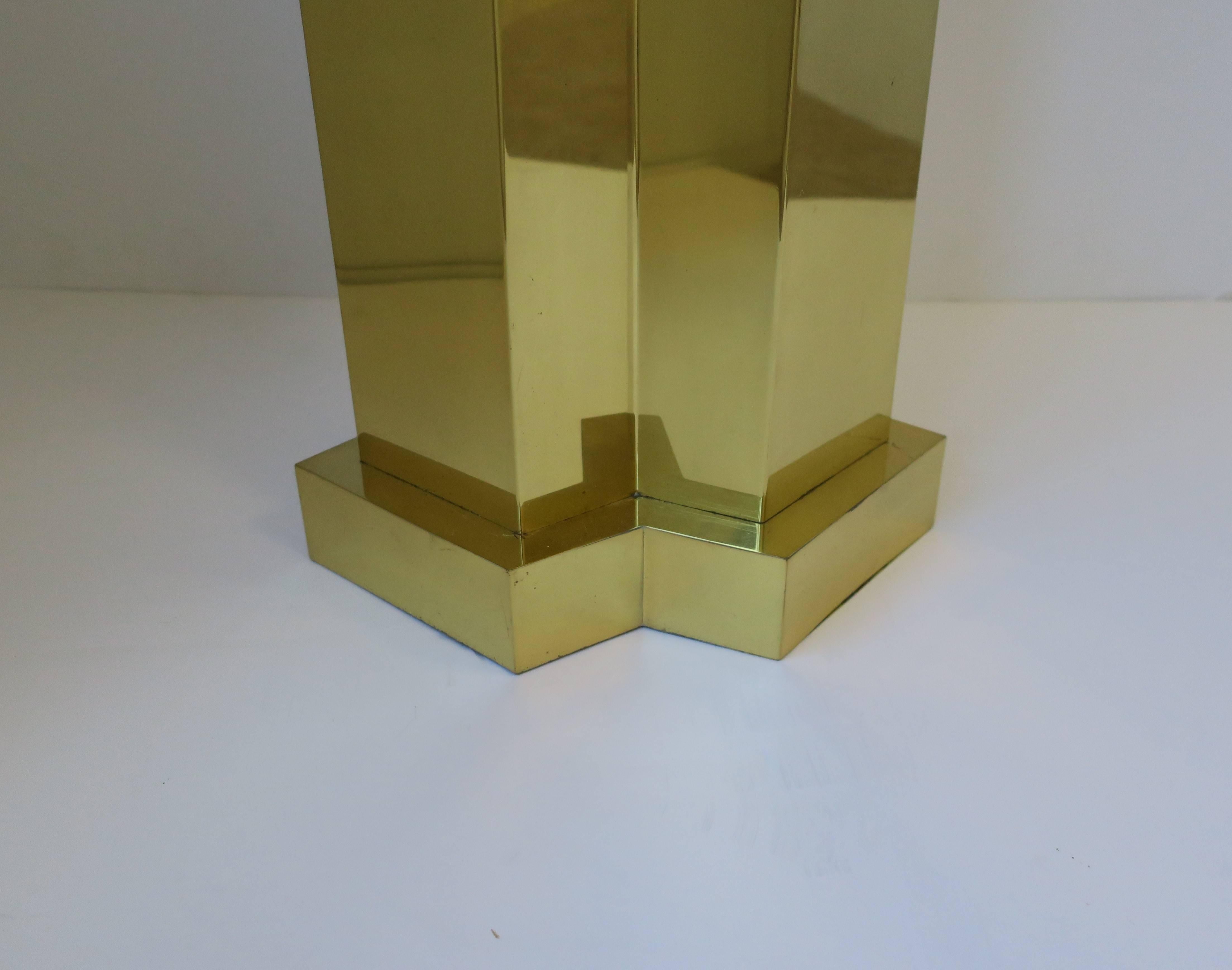 '70s Modern Postmodern Brass Desk or Table Lamp, circa 1970s For Sale 3