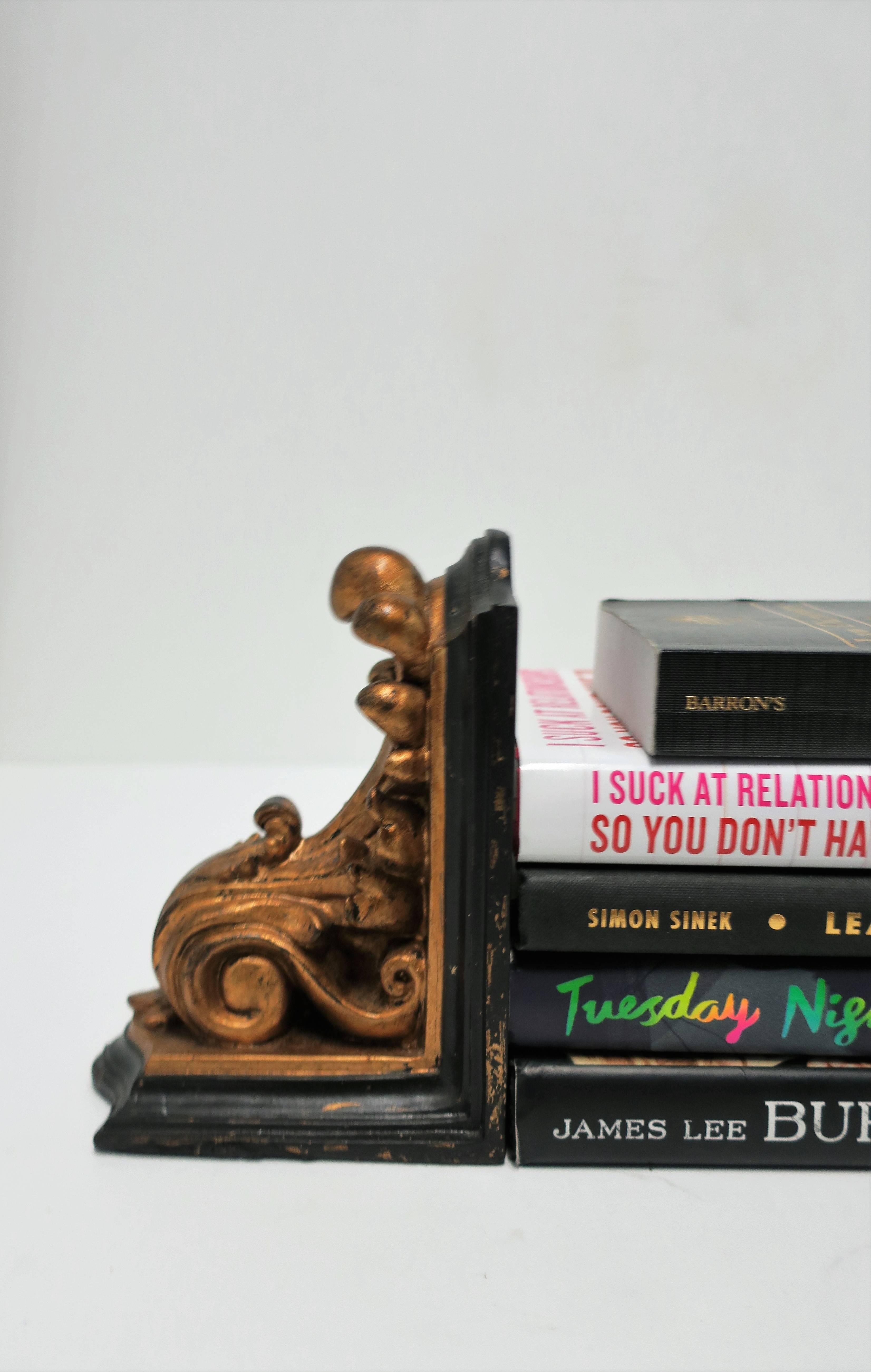 Resin Black and Gold Rococo Style Bookends