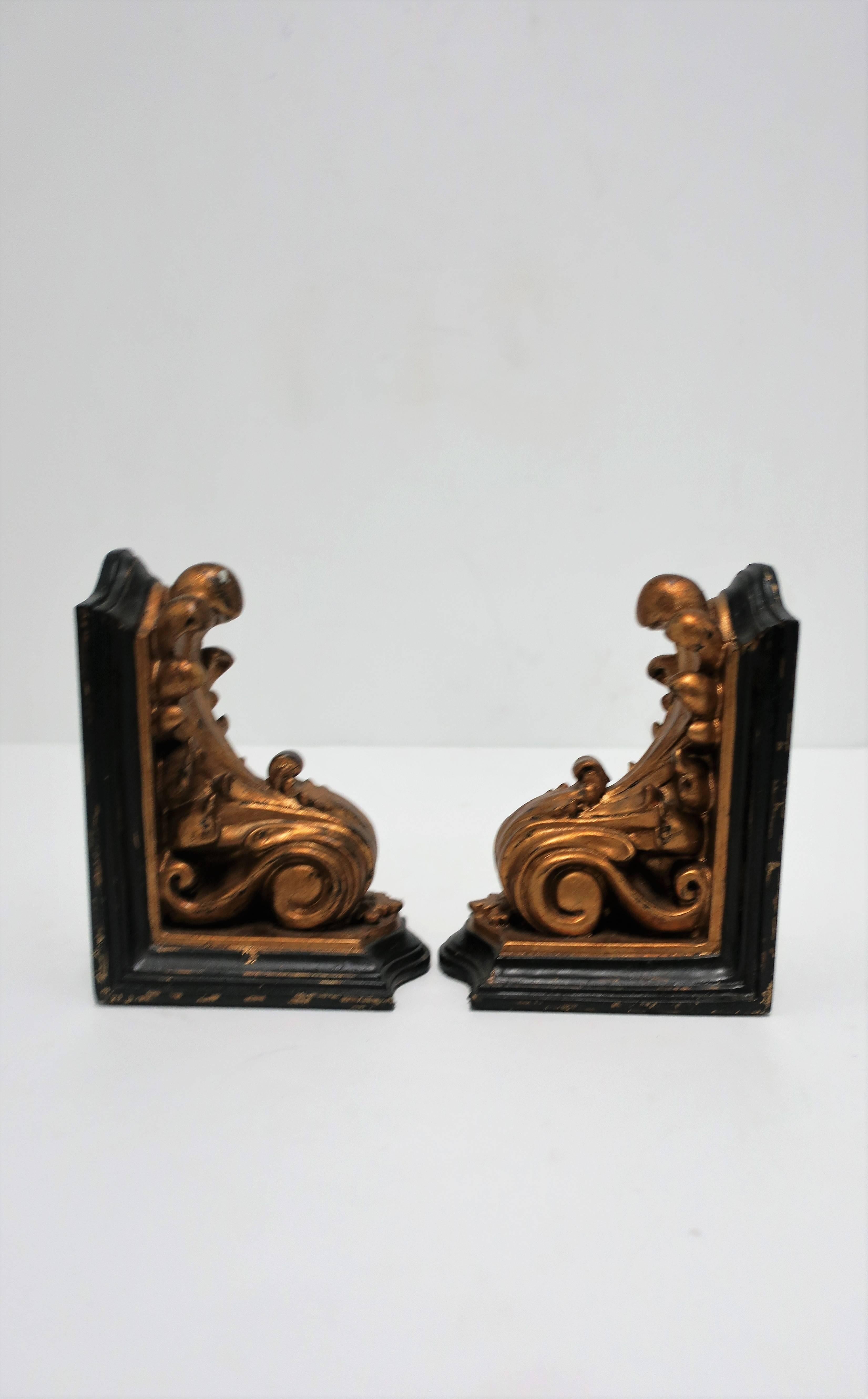Black and Gold Rococo Style Bookends 3