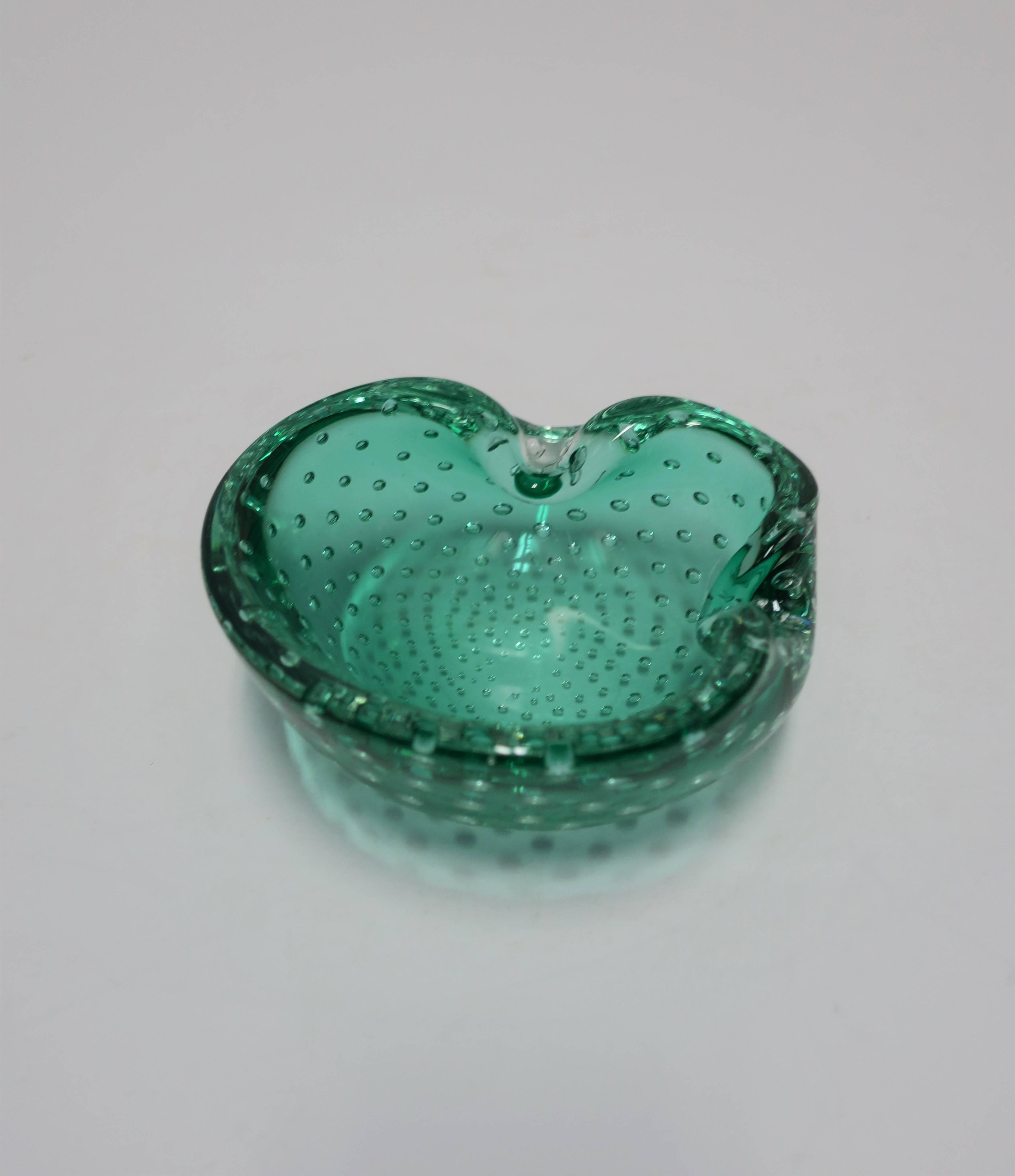 Italian Murano Emerald Green Art Glass Bowl or Ashtray after Alfredo Barbini 6