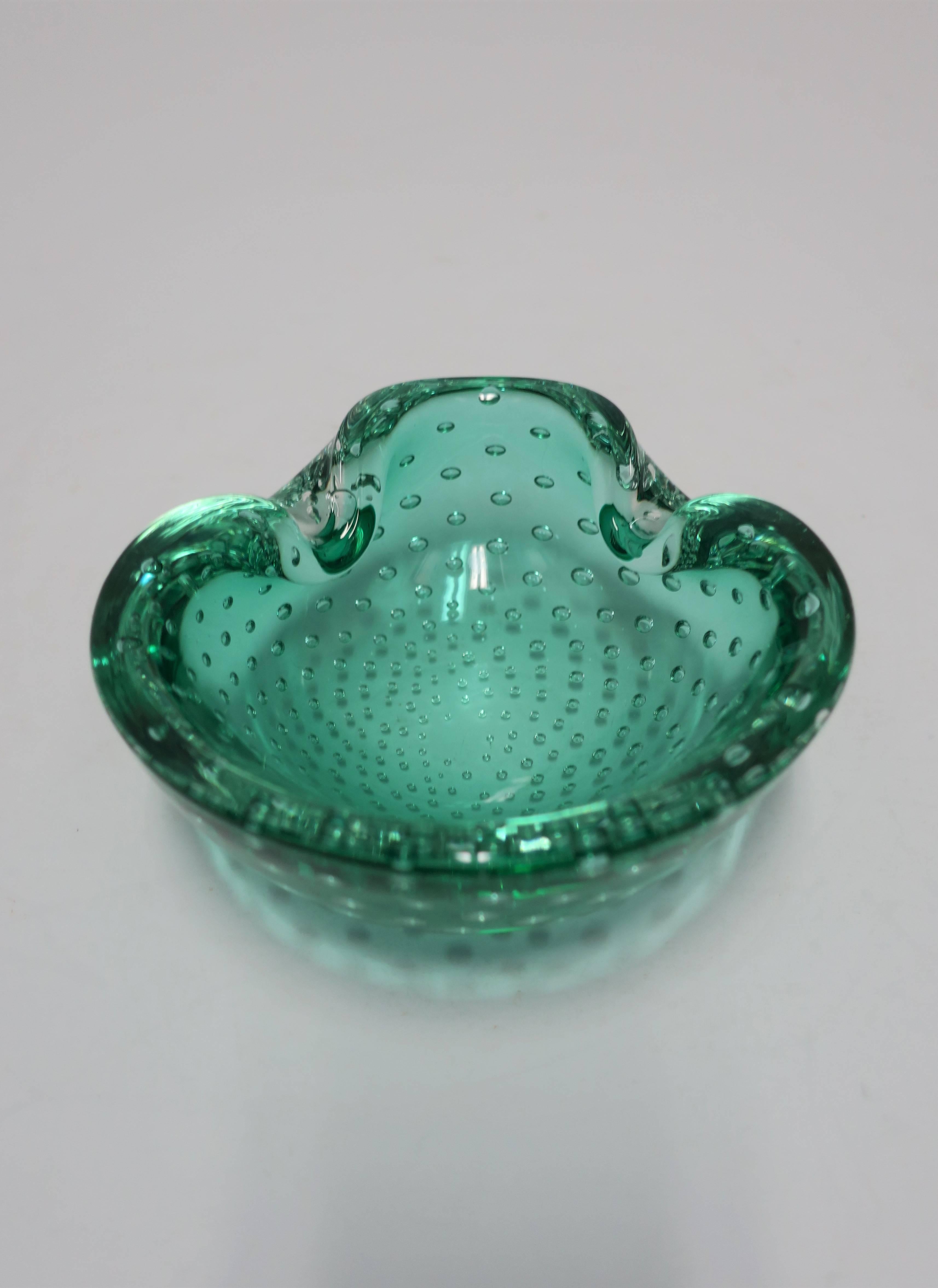 Italian Murano Emerald Green Art Glass Bowl or Ashtray after Alfredo Barbini 7