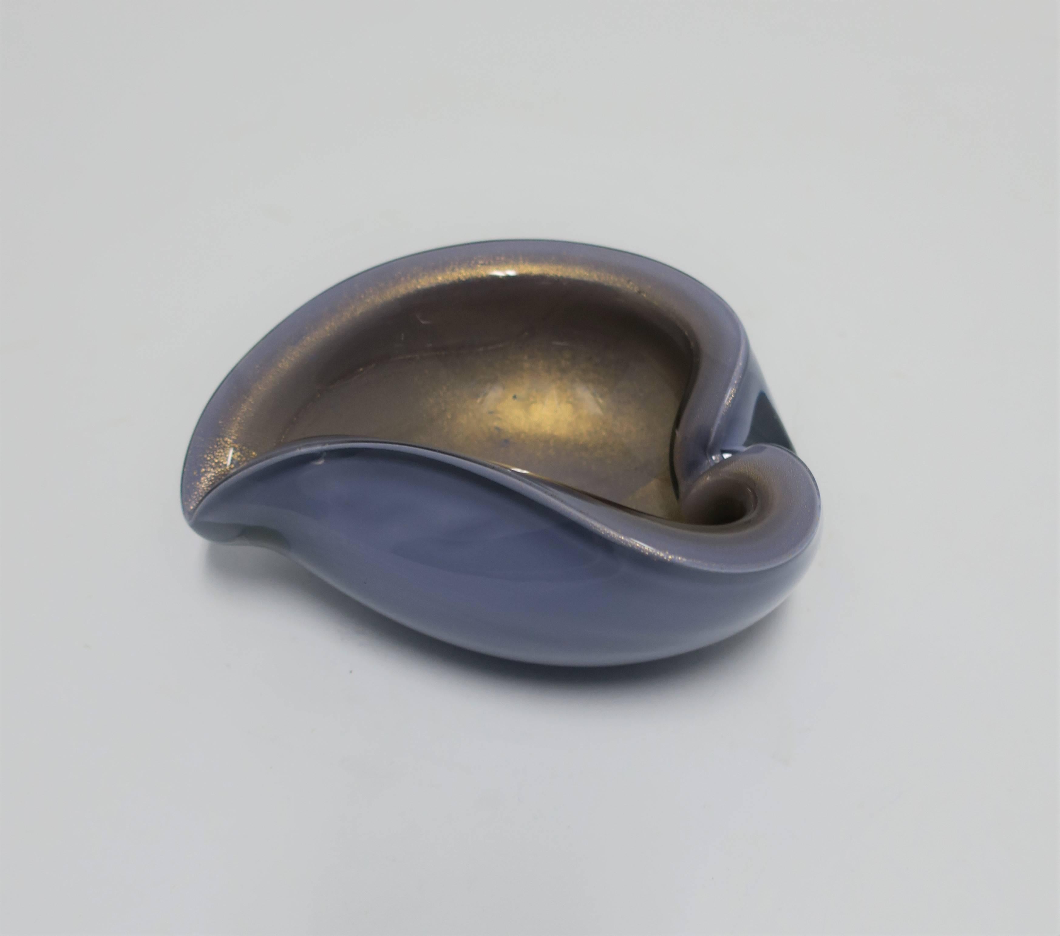 Italian Murano Purple Lavender and Gold Art Glass Bowl For Sale 2
