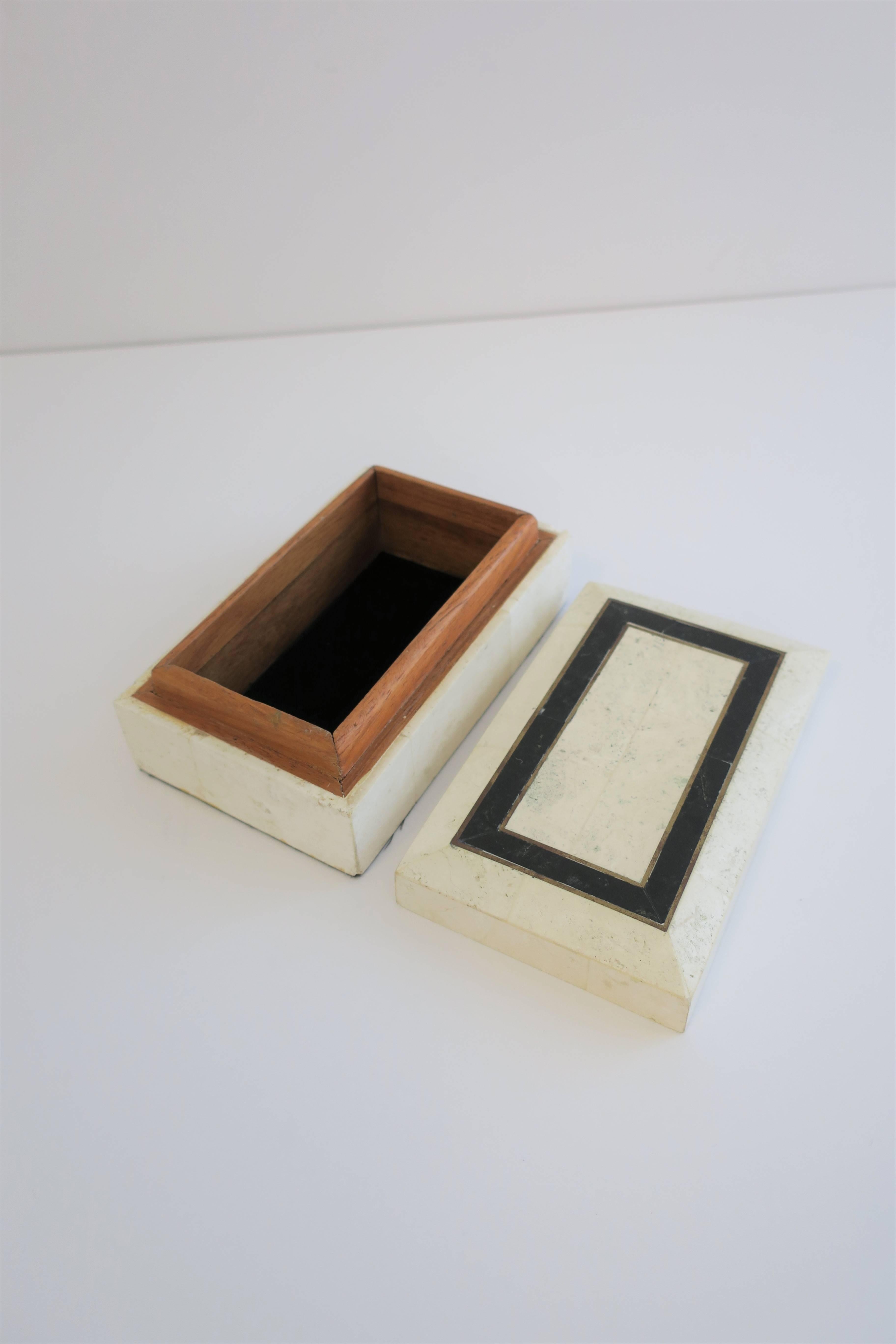 20th Century Black and White Travertine Marble Box