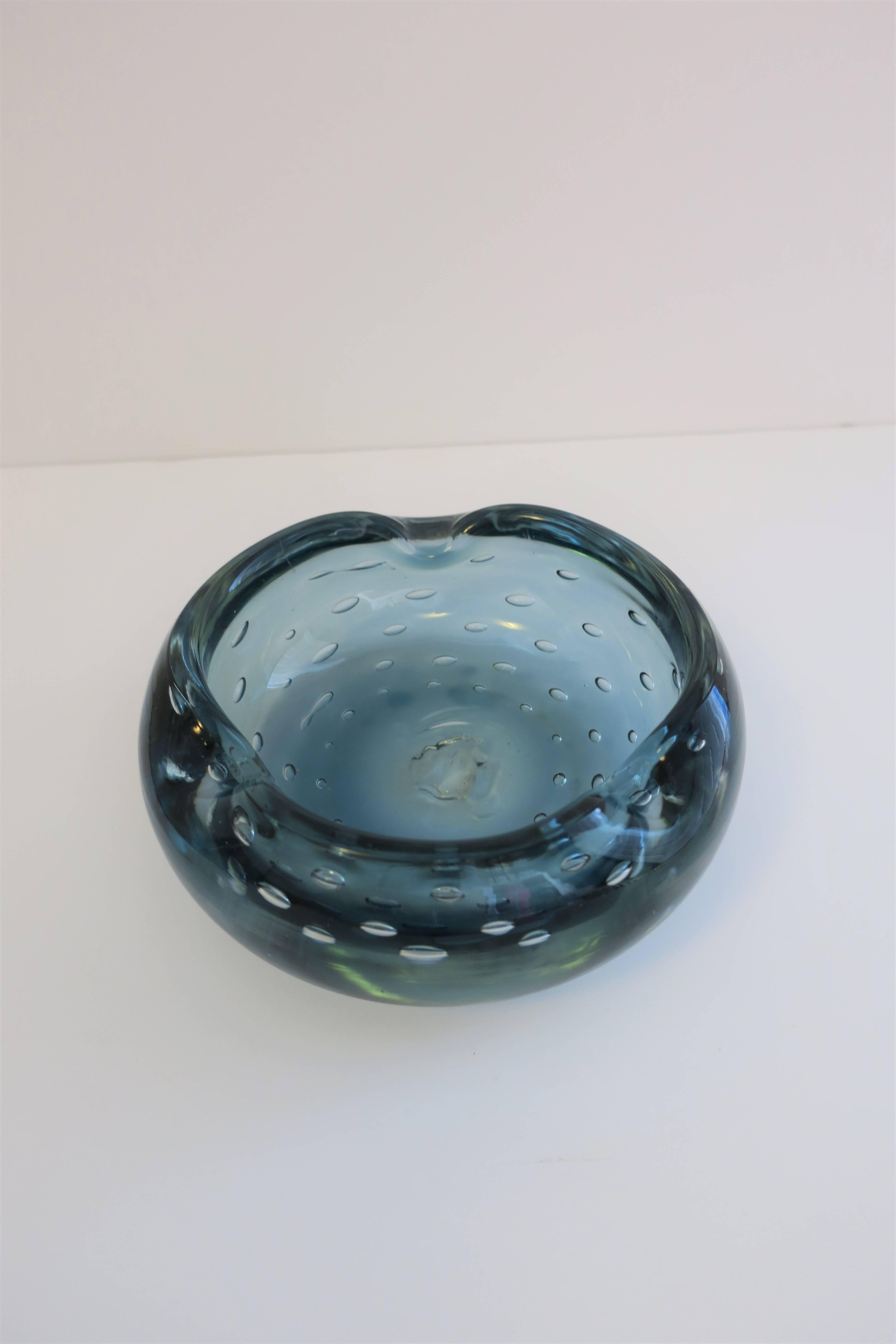Mid-20th Century Italian Murano Blue Art Glass Bowl