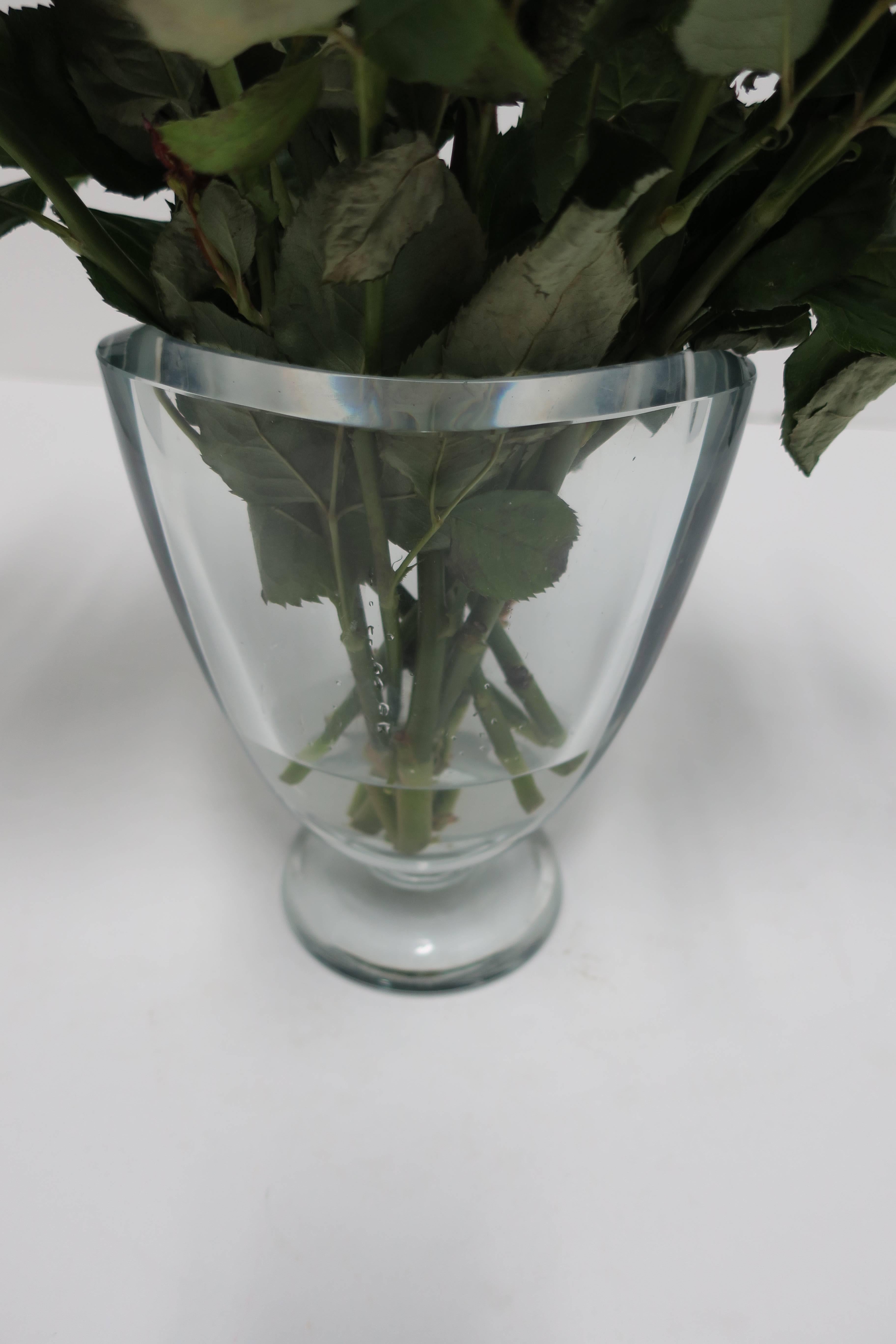 Swedish Scandinavian Modern Crystal Strombergshyttan Glass Vase  For Sale 3