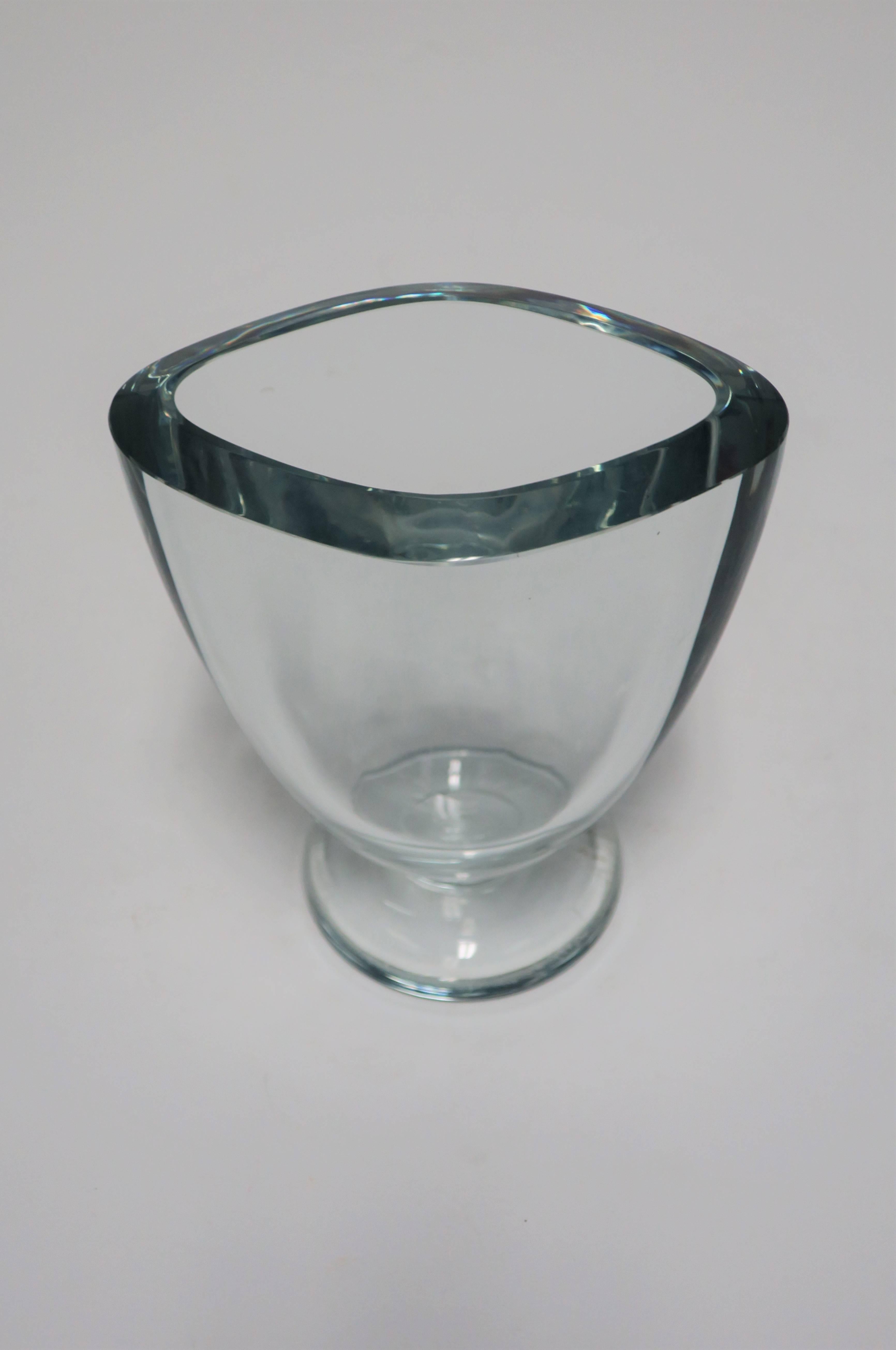 Swedish Scandinavian Modern Crystal Strombergshyttan Glass Vase  For Sale 2