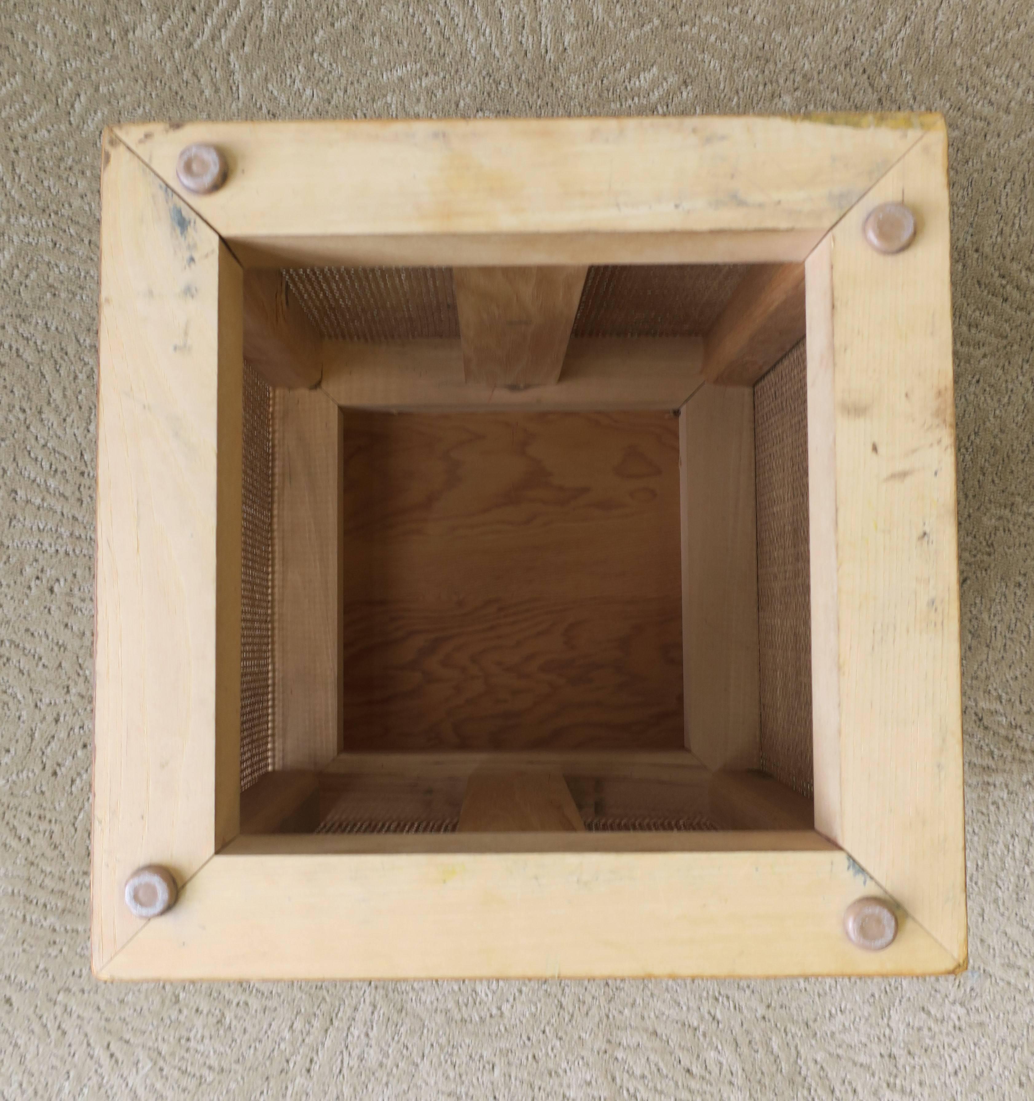 Small Square Wicker Rattan Side or End Table 4