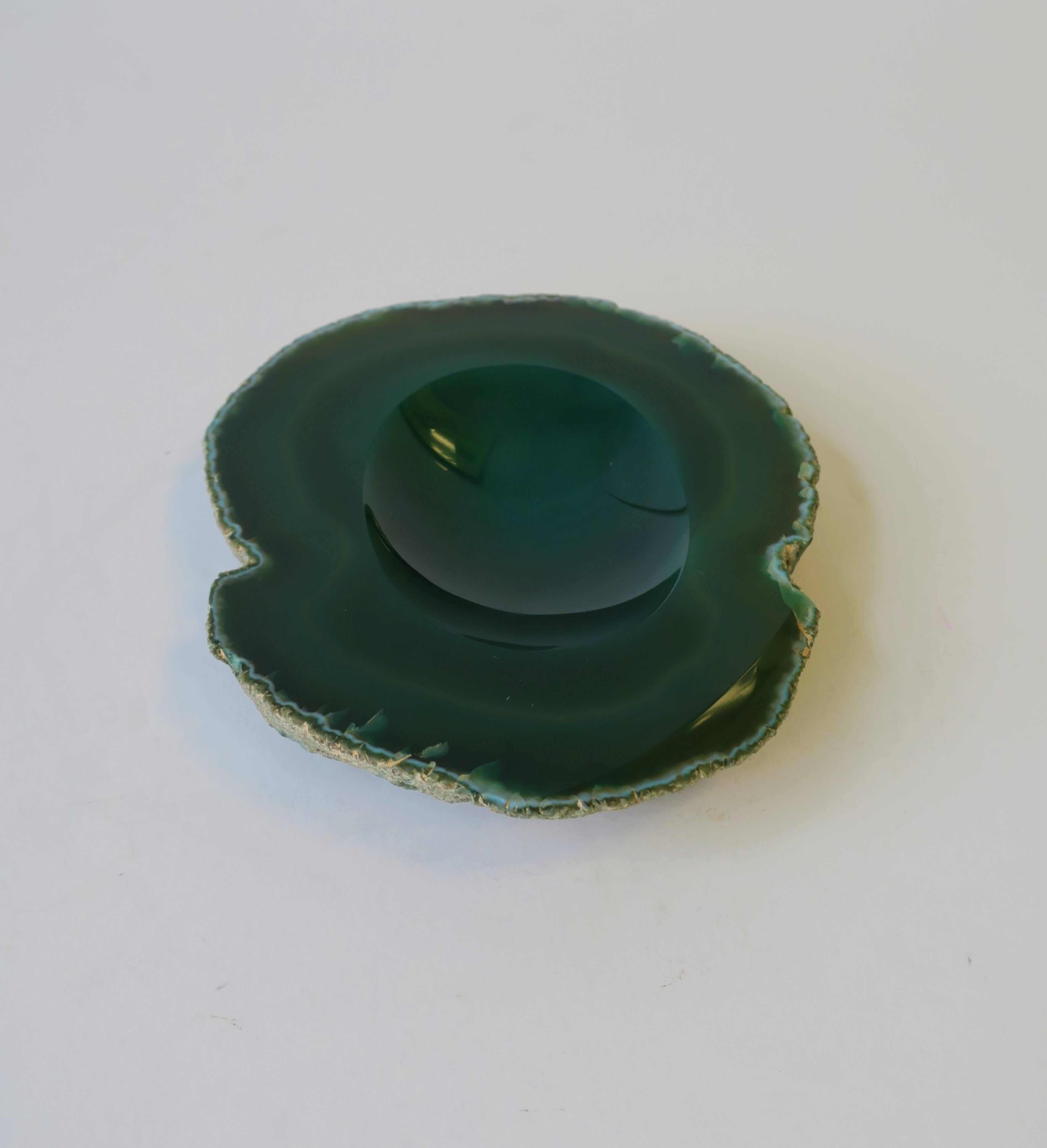 Vintage Emerald Green Agate Geode Vessel Bowl or Decorative Object 1