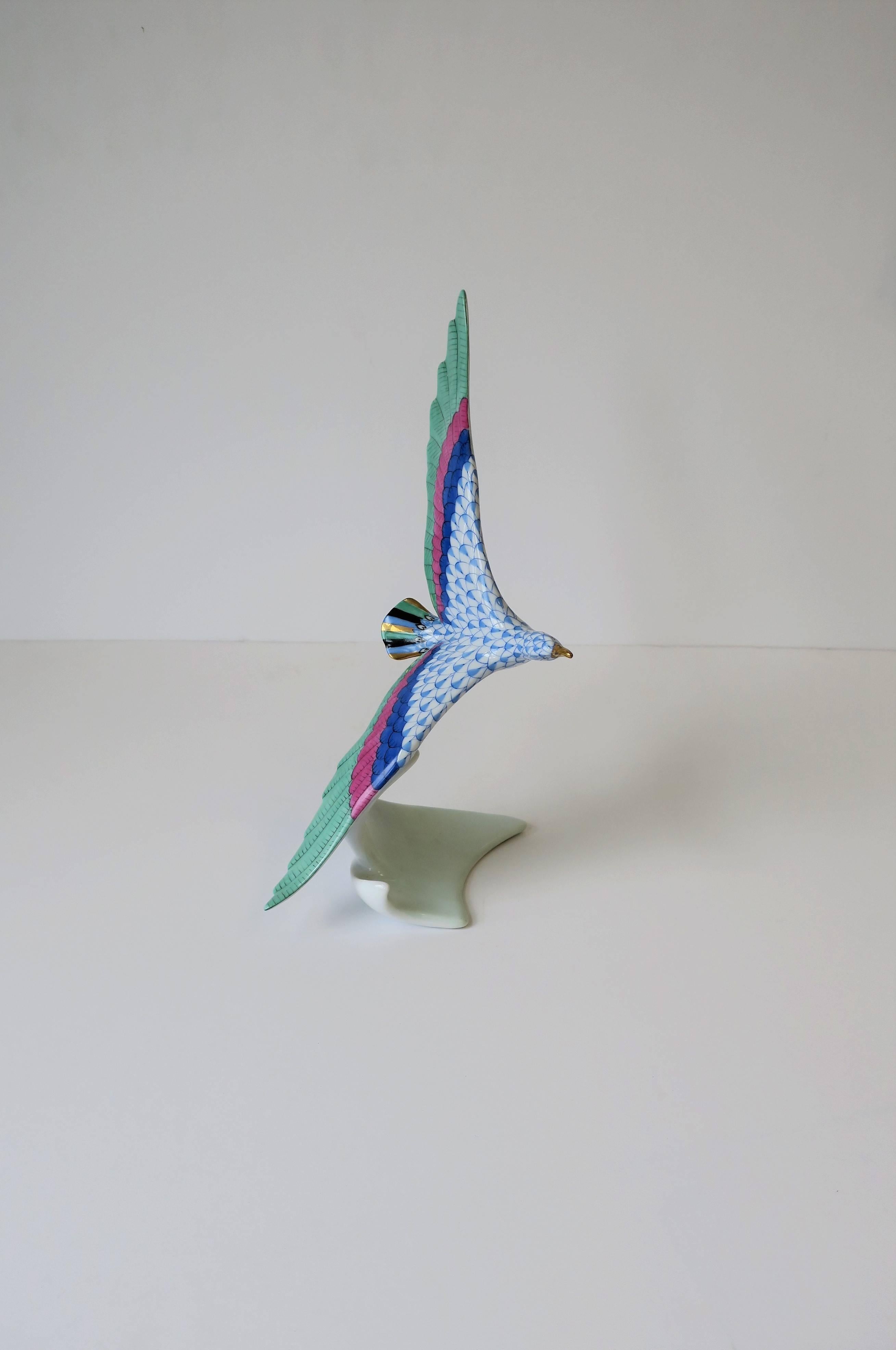 Herend Blue and White Porcelain Bird In Excellent Condition In New York, NY