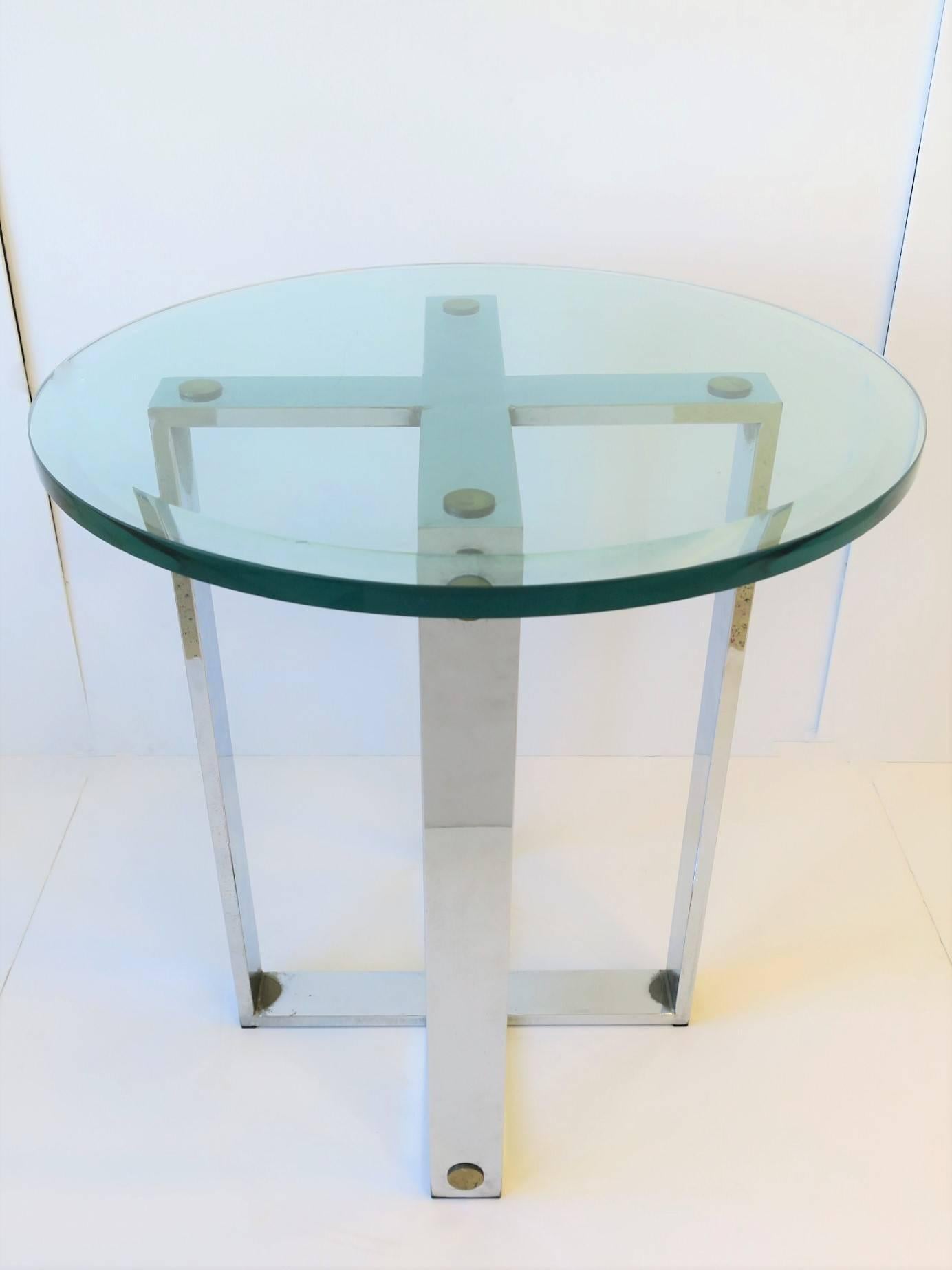 Art Deco Chrome Brass and Glass Round End or Side Table In Good Condition In New York, NY