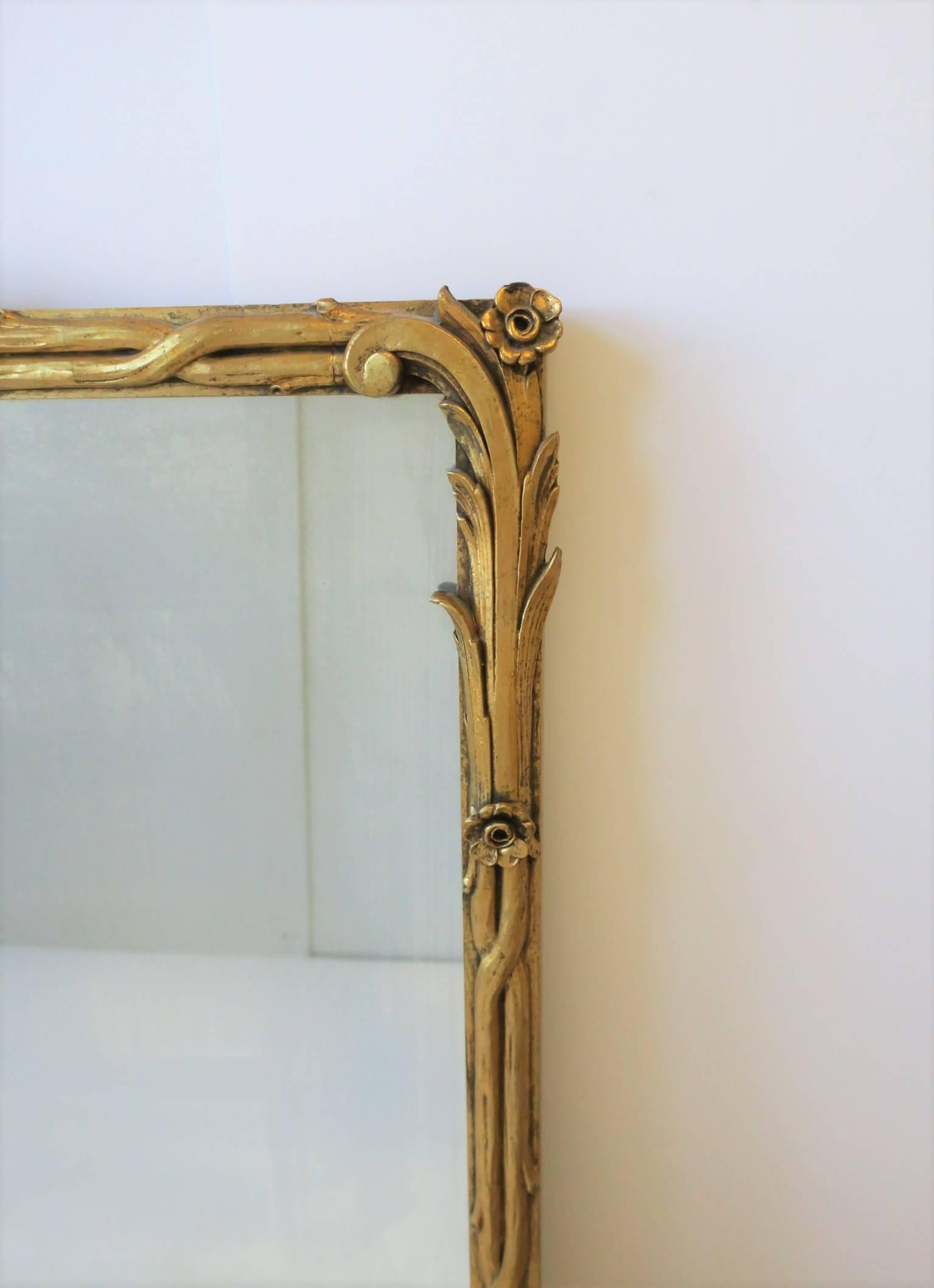 Italian Rococo Gold Giltwood Wall Mirror 2