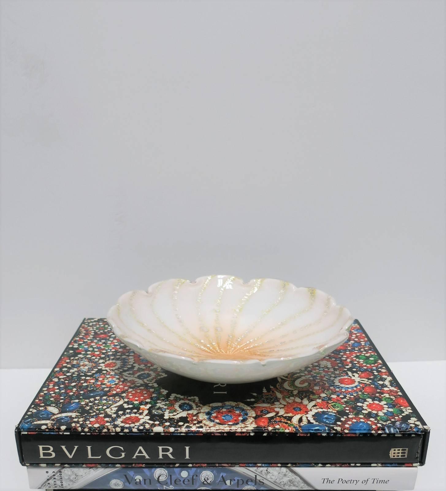 20th Century Italian Murano White and Silver Art Glass Bowl or Catchall Barbini Style For Sale