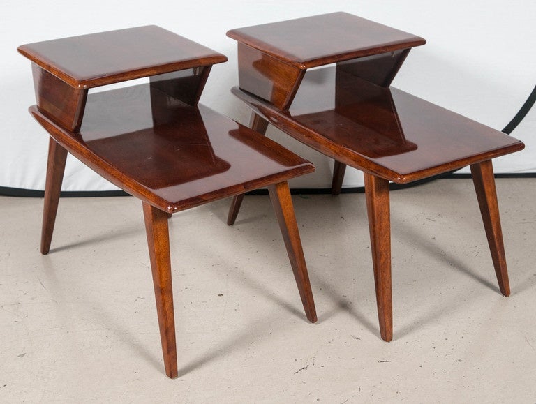 Mid-20th Century Heywood-Wakefield Original Art Deco Pair of Side Tables or Nightstands For Sale