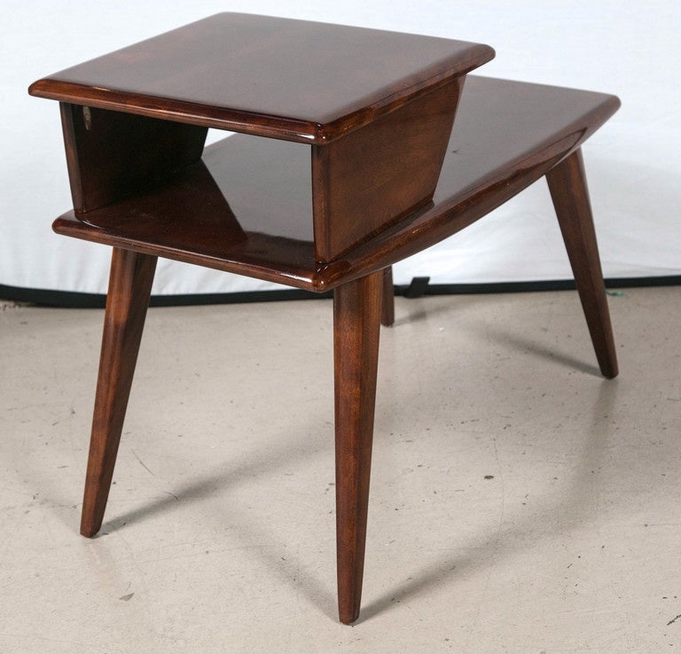Heywood-Wakefield Original Art Deco Pair of Side Tables or Nightstands For Sale 3