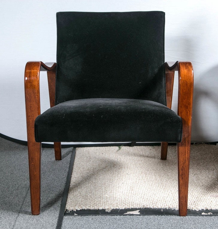American Thonet Style Pair of Art Deco Armchairs in Mahogany and Black Velvet Fabric For Sale
