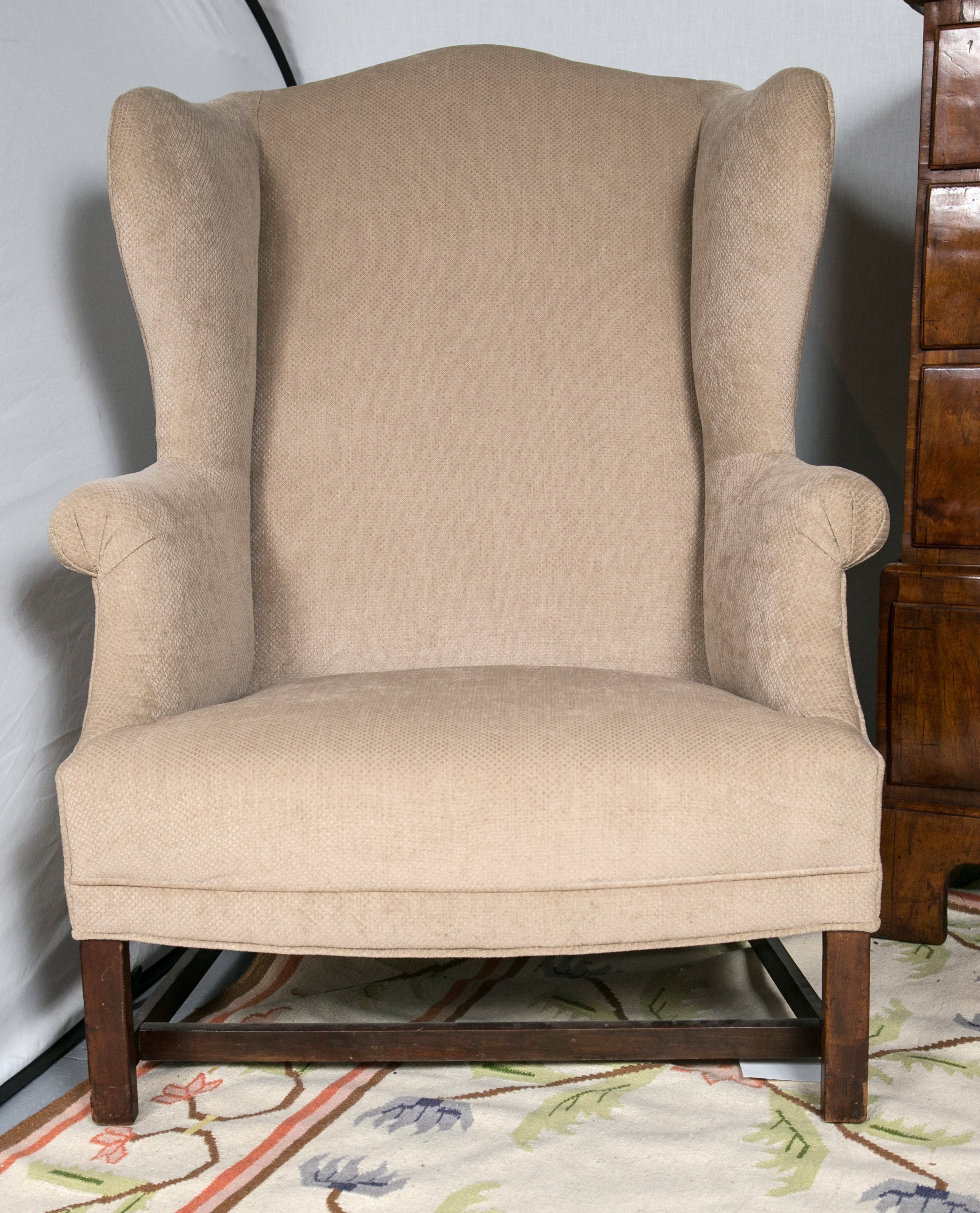 Connecticut Gentleman's Mahogany Framed Wingback Chair For Sale