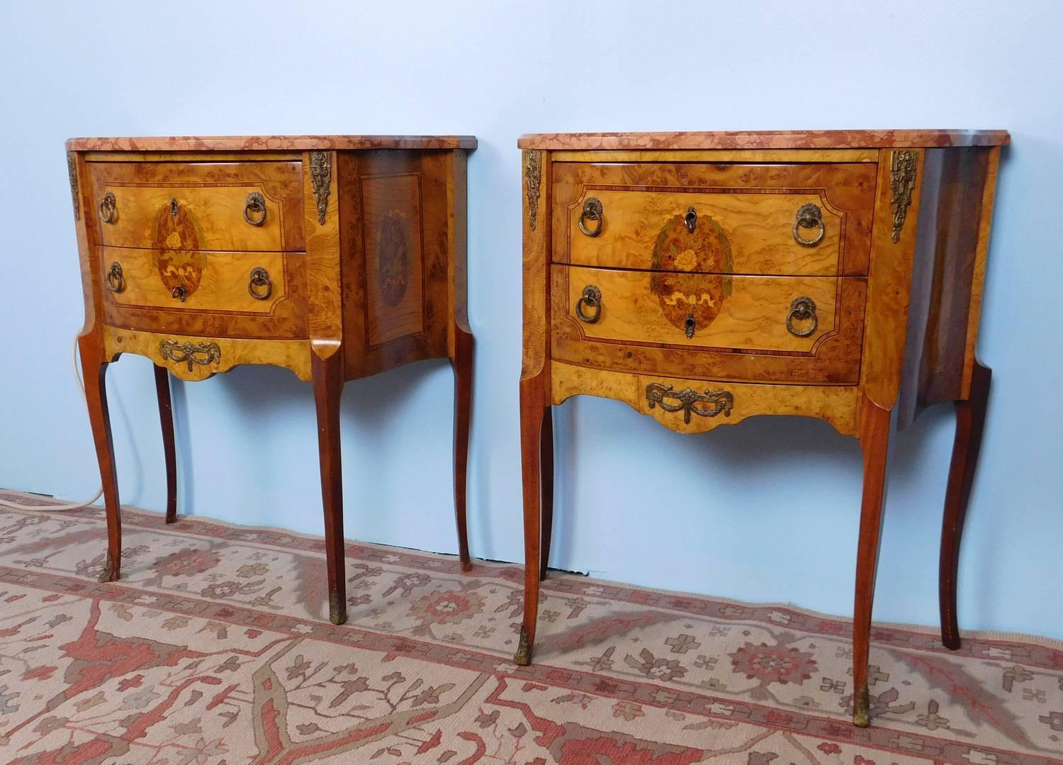 Louis XVI Pair of Marble Top Inlaid Satinwood French Side Tables, circa 1930