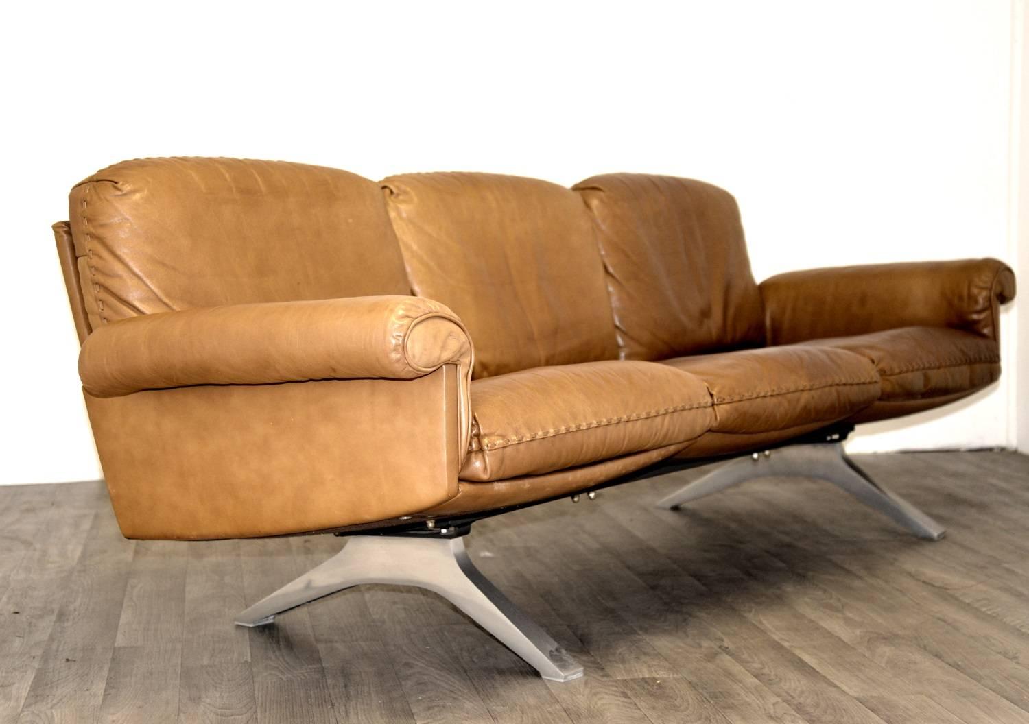 Mid-Century Modern Vintage De Sede DS 31  Leather Three-Seat Sofa, Switzerland 1970`s