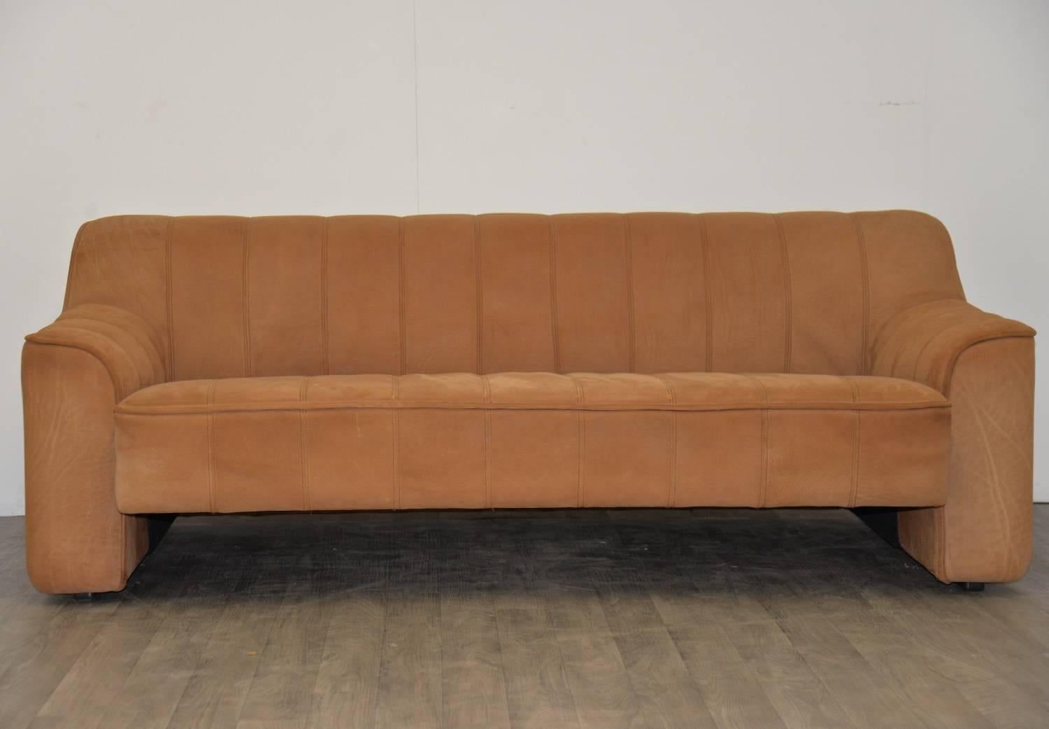 Leather Matching Pair of Vintage De Sede DS 44 Sofa and Loveseat, 1970s