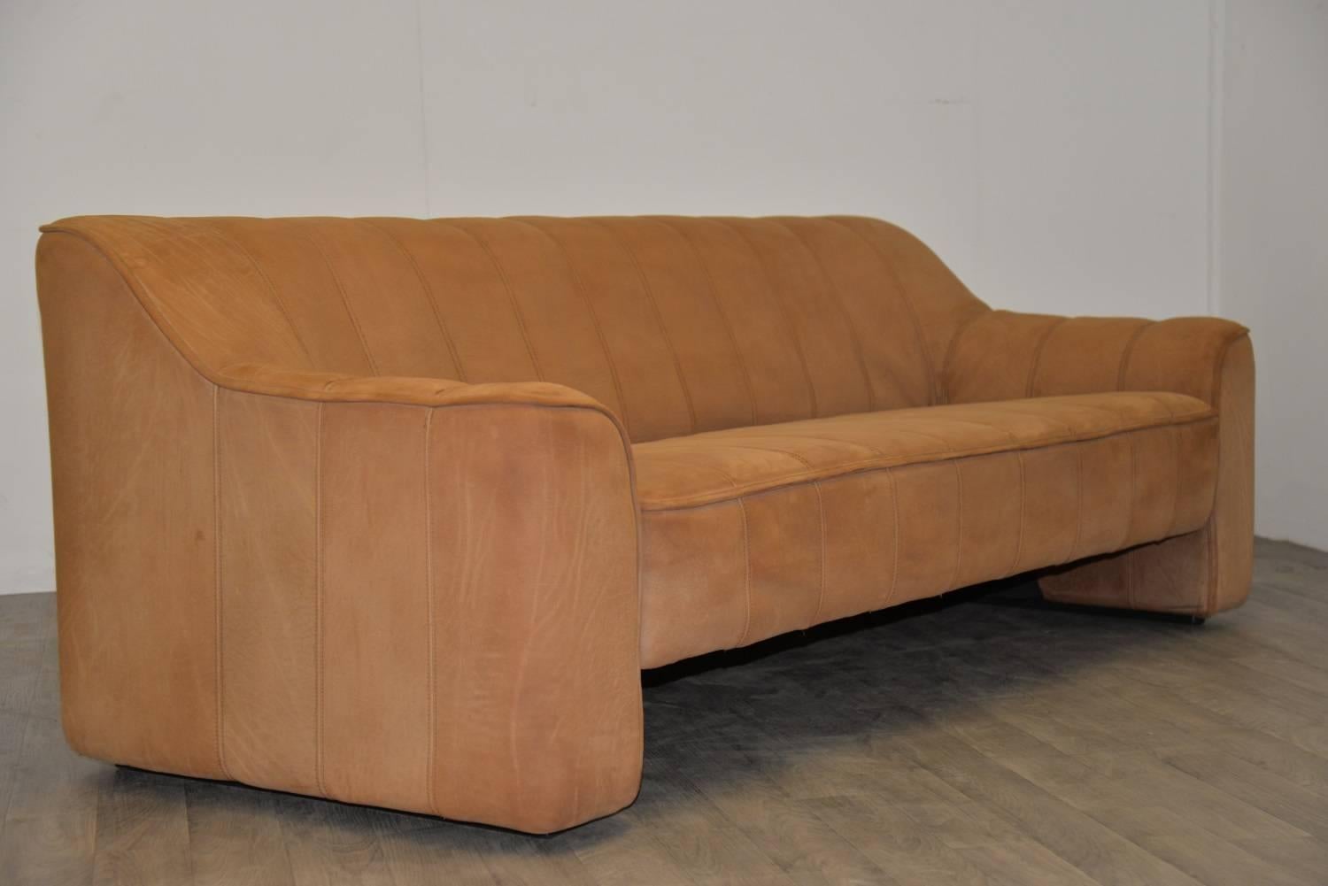 Matching Pair of Vintage De Sede DS 44 Sofa and Loveseat, 1970s 1