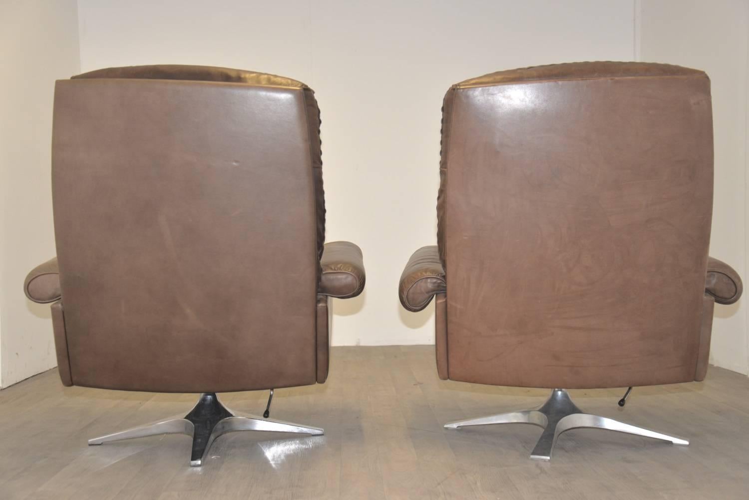 Pair of Vintage De Sede DS-31 High Back Swivel Lounge Club Armchairs, 1970s In Excellent Condition In Fen Drayton, Cambridgeshire