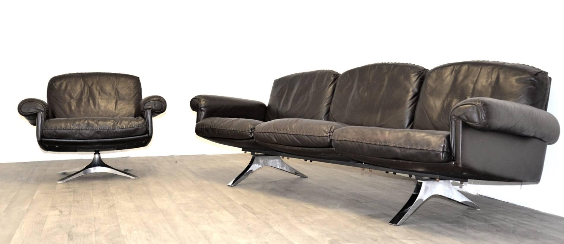Discounted airfreight for our US and International customers ( from 2 weeks door to door)

We are delighted to bring to you a vintage de Sede DS 31 three-seater sofa and swivel lounge armchair. Built in the 1970s by de Sede craftsman from