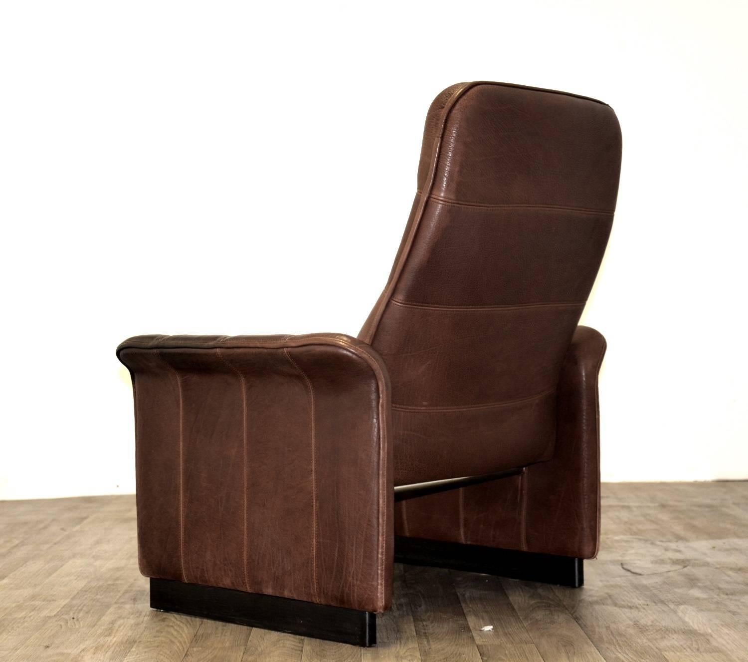 20th Century Vintage Swiss de Sede DS 50 executive reclining lounge armchair and ottoman. 