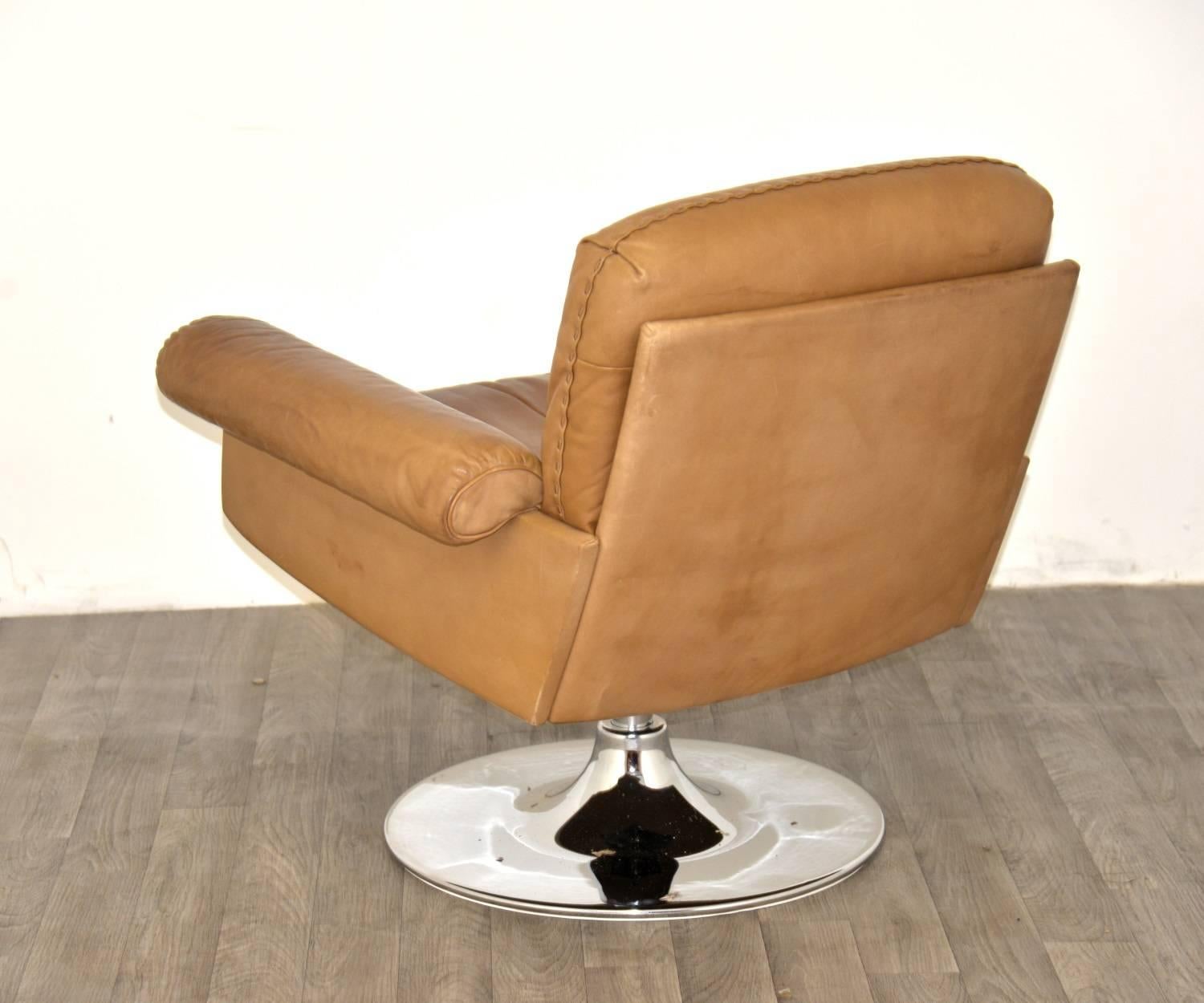 Swiss Vintage De Sede DS 31 Lounge Swivel Armchair 1970`s For Sale