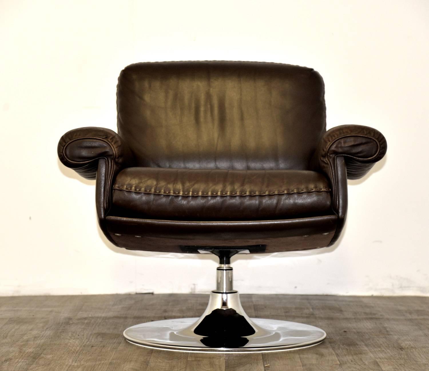 Leather Vintage de Sede DS 31 Lounge Swivel Armchair, 1970s For Sale