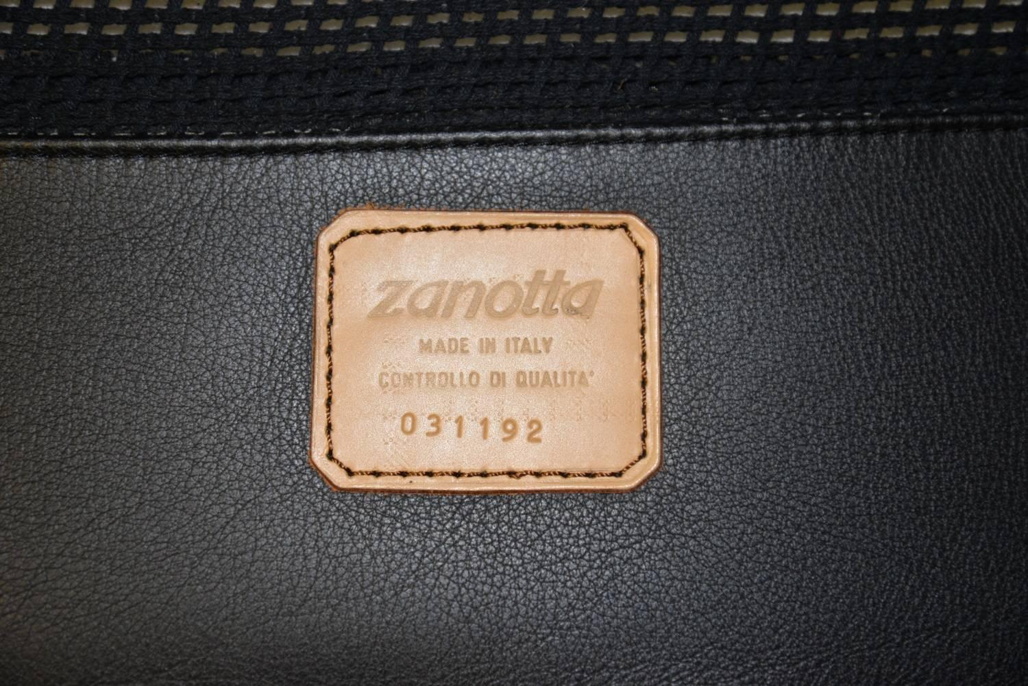 Original Zanotta Onda Leather Sofa Designed by Paolo Lomazzi, 1985 For Sale 8