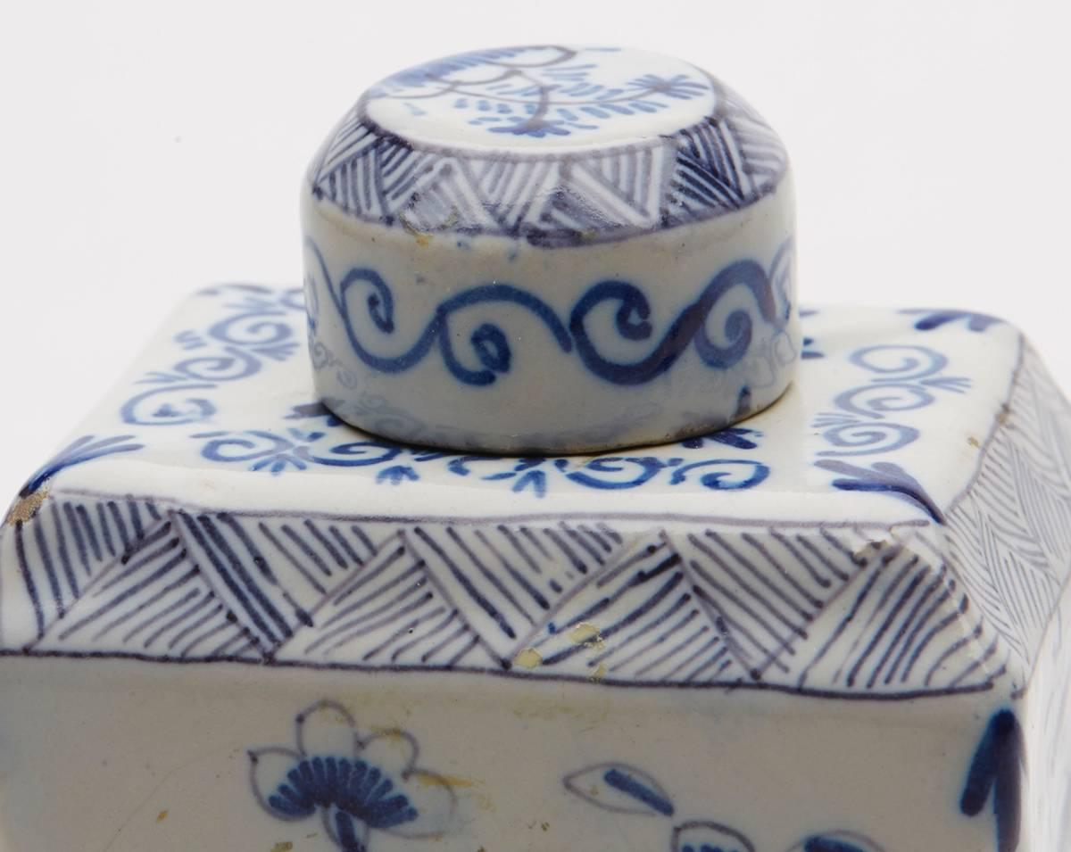Chinoiserie Antique Delft Faience Blue and White Tea Caddy 18th Century