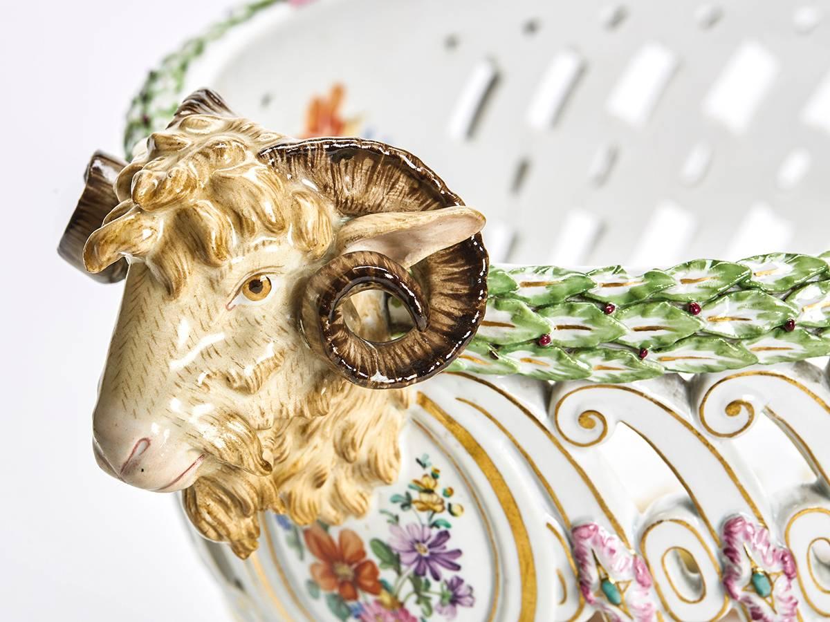 Antique Pierced Meissen Rams Head Footed Basket, 19th Century In Excellent Condition In Bishop's Stortford, Hertfordshire