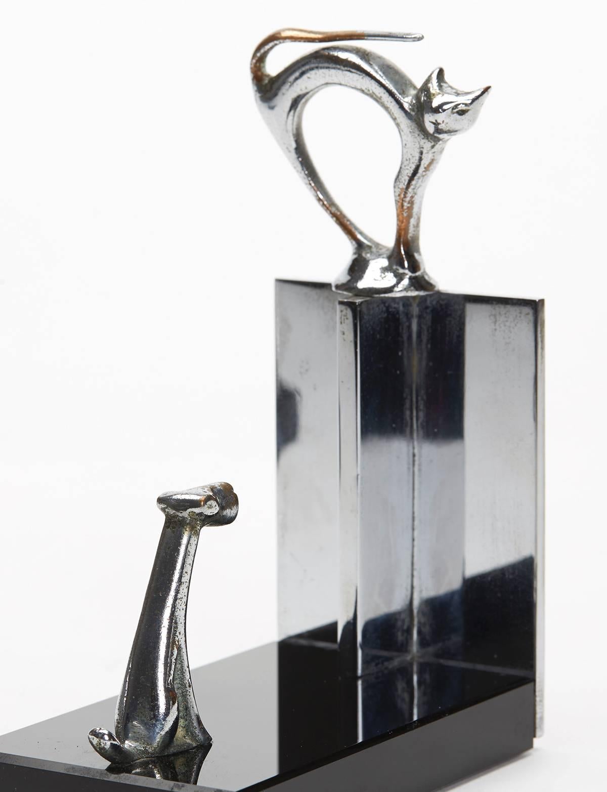 Pair of Art Deco Dog and Cat Chrome Bookends, circa 1935 In Good Condition In Bishop's Stortford, Hertfordshire