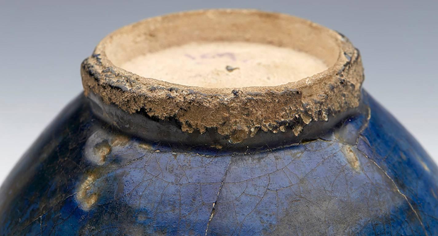 Medieval Islamic Blue Streak Bowl Phds Wikramaratna Collection In Fair Condition In Bishop's Stortford, Hertfordshire