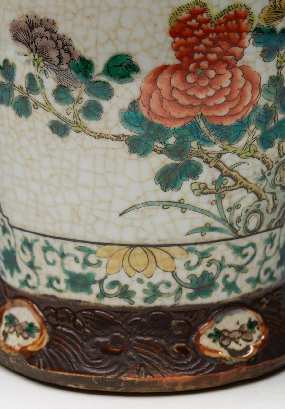 Antique Chinese Qing Famille Verte Cracquel Glaze Vase, 19th Century 3