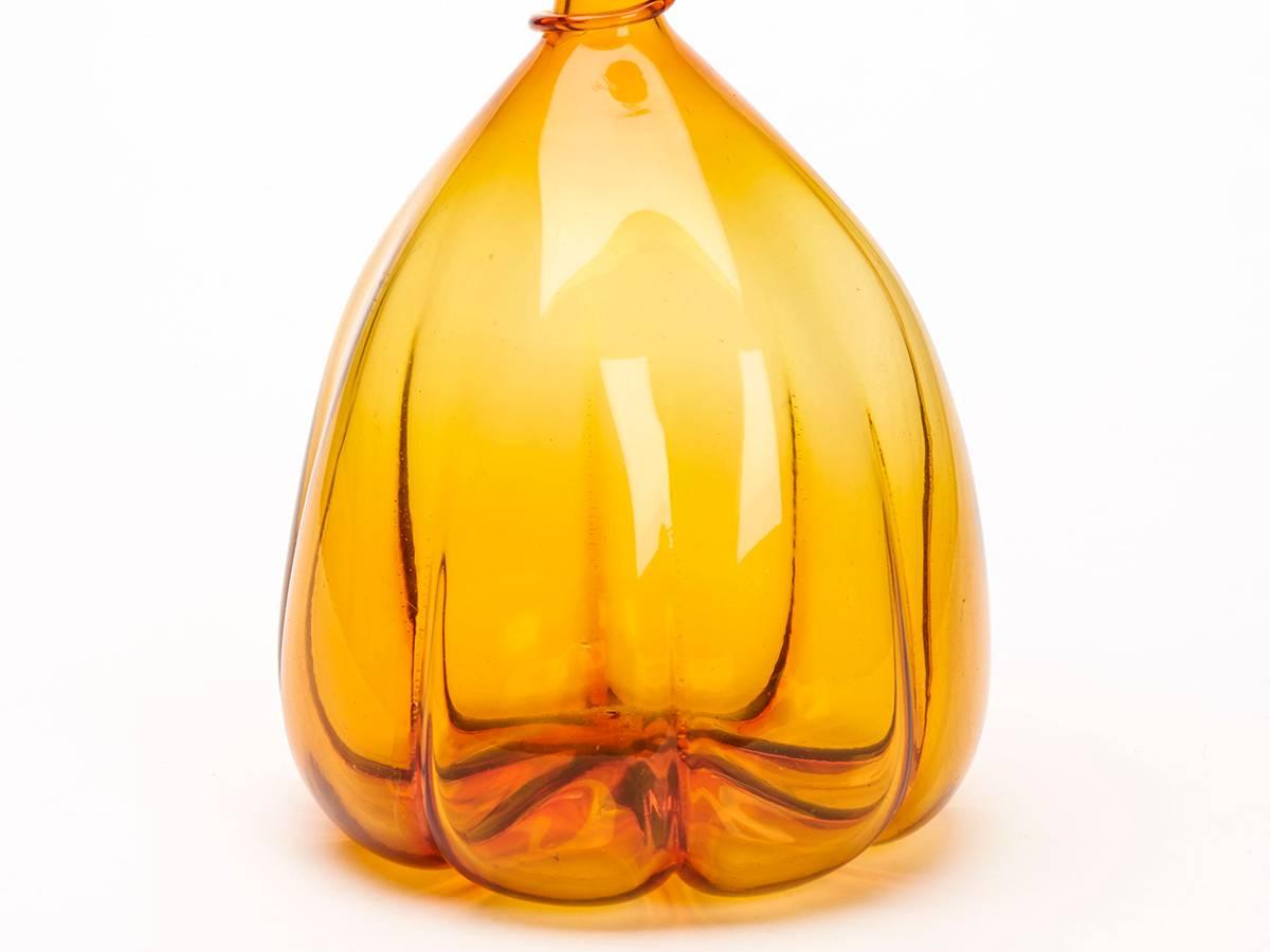 Amberina Orange and Red Art Glass Mallet Shaped Vase 20 Century For Sale 1