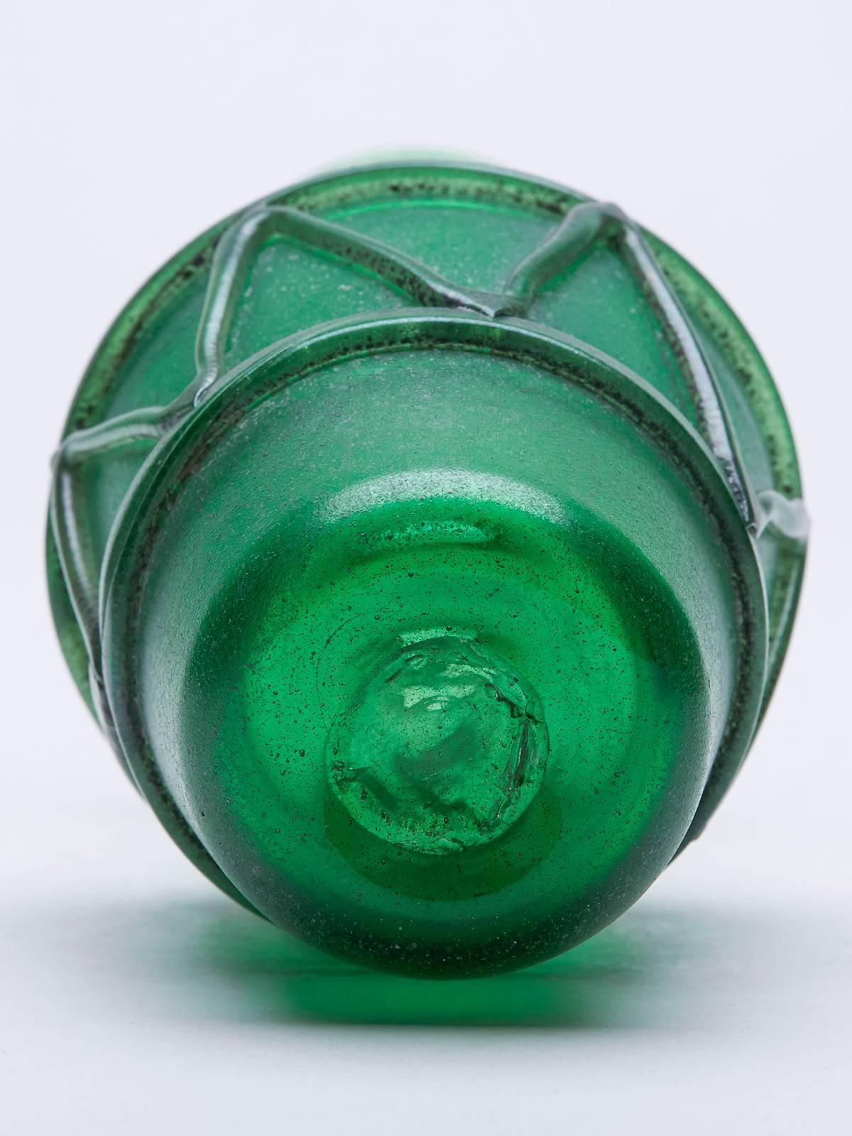 Late 20th Century Seguso Scavo Murano Green Glass Vase, circa 1970