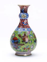 Chinese Kangxi Painted Vase, 16th-17th Century