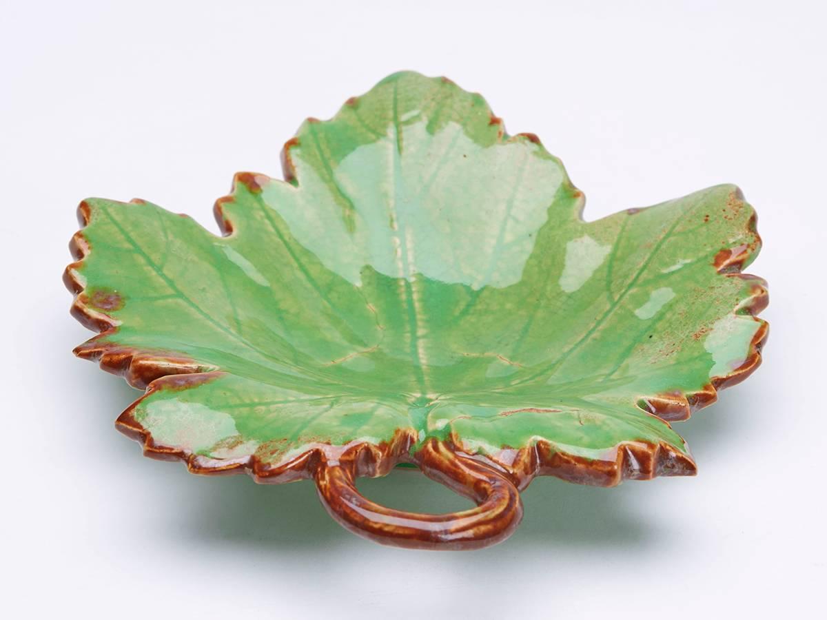 Glazed Greber Pair of French Art Pottery Green Leaf Dishes, circa 1899-1933 For Sale