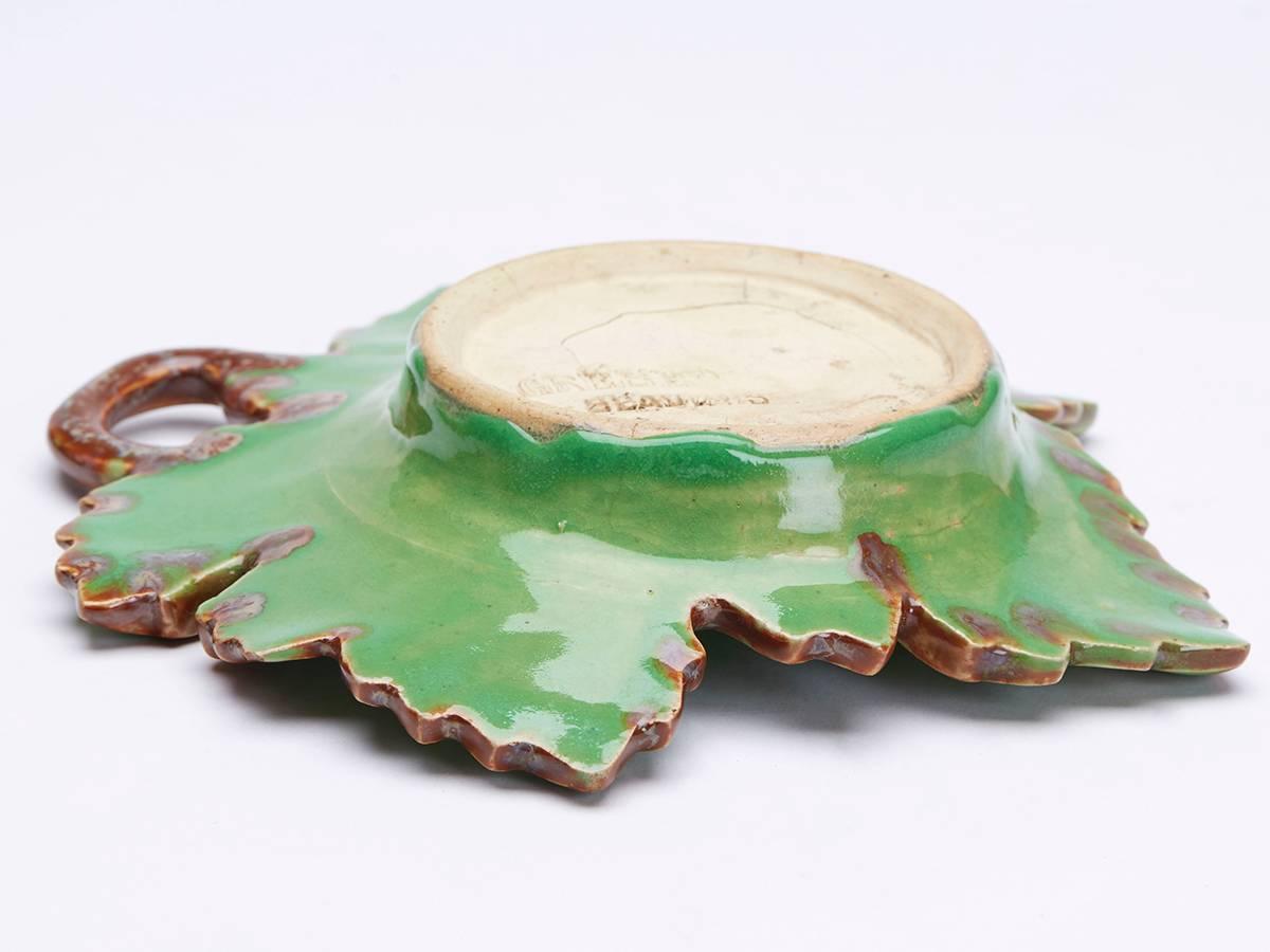 Greber Pair of French Art Pottery Green Leaf Dishes, circa 1899-1933 For Sale 1