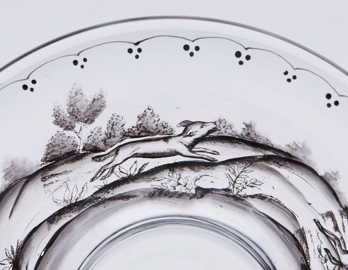 Émaillé Bol en verre Schwarzlot de Josef Lenhardt Steinschonau, 19e-20e siècle en vente