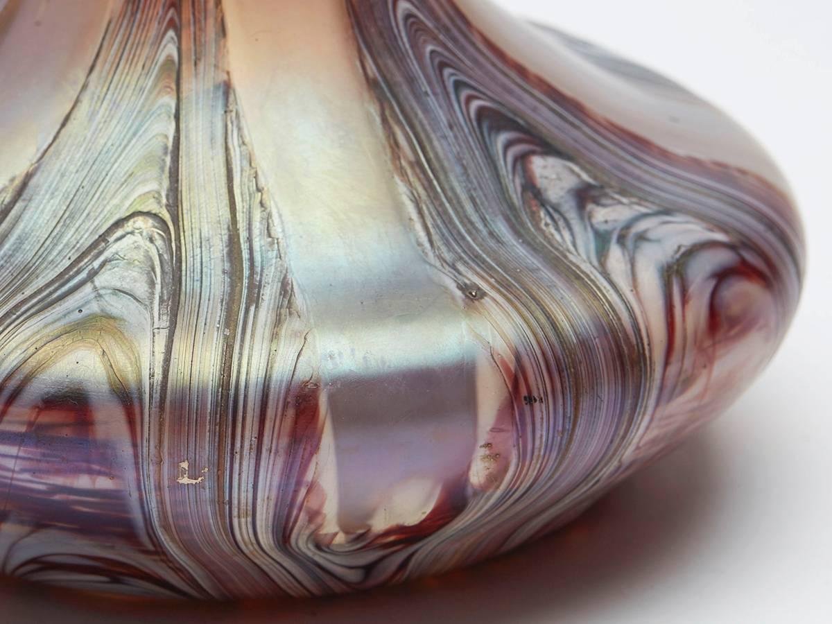 Early 20th Century Kralik Marbled Opalescent Art Glass Bottle Vase, circa 1900