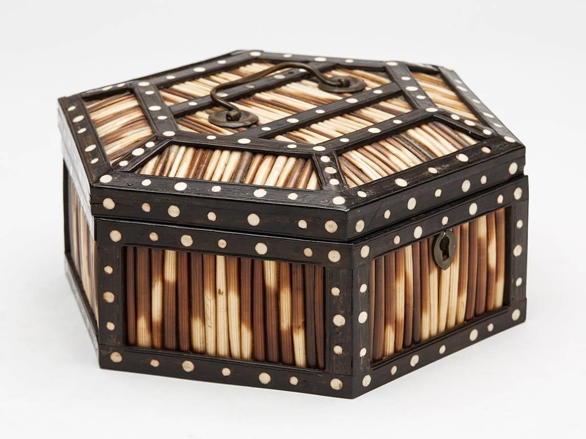 Sri Lankan Antique Ceylonese Hexagonal Porcupine Quill Box, 19th Century