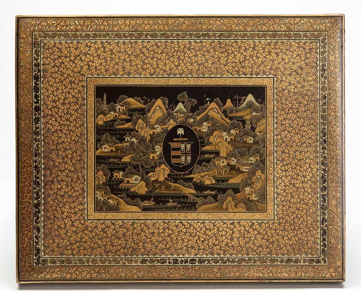 Gilt Antique Chinese Smith Armorial Games Box and Counters For Sale