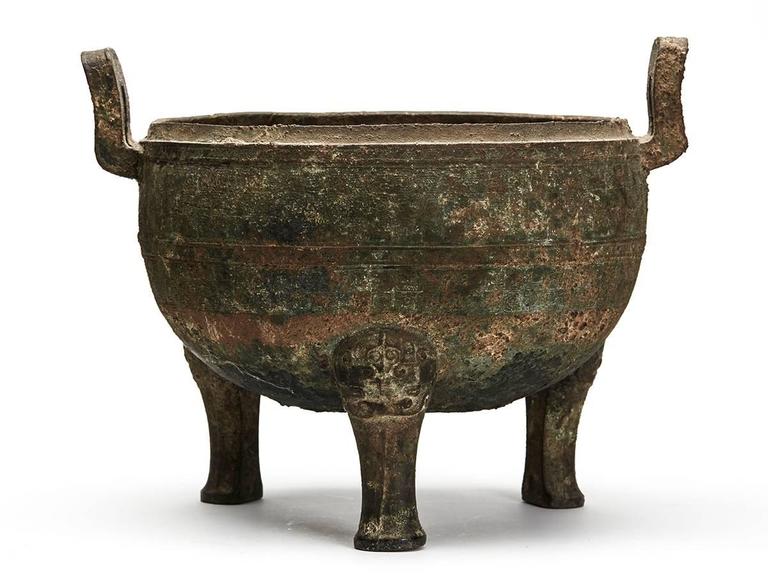 Chinese Bronze Ceremonial Ding Late Shang Dynasty at 1stDibs chinese bronze ding, how to date