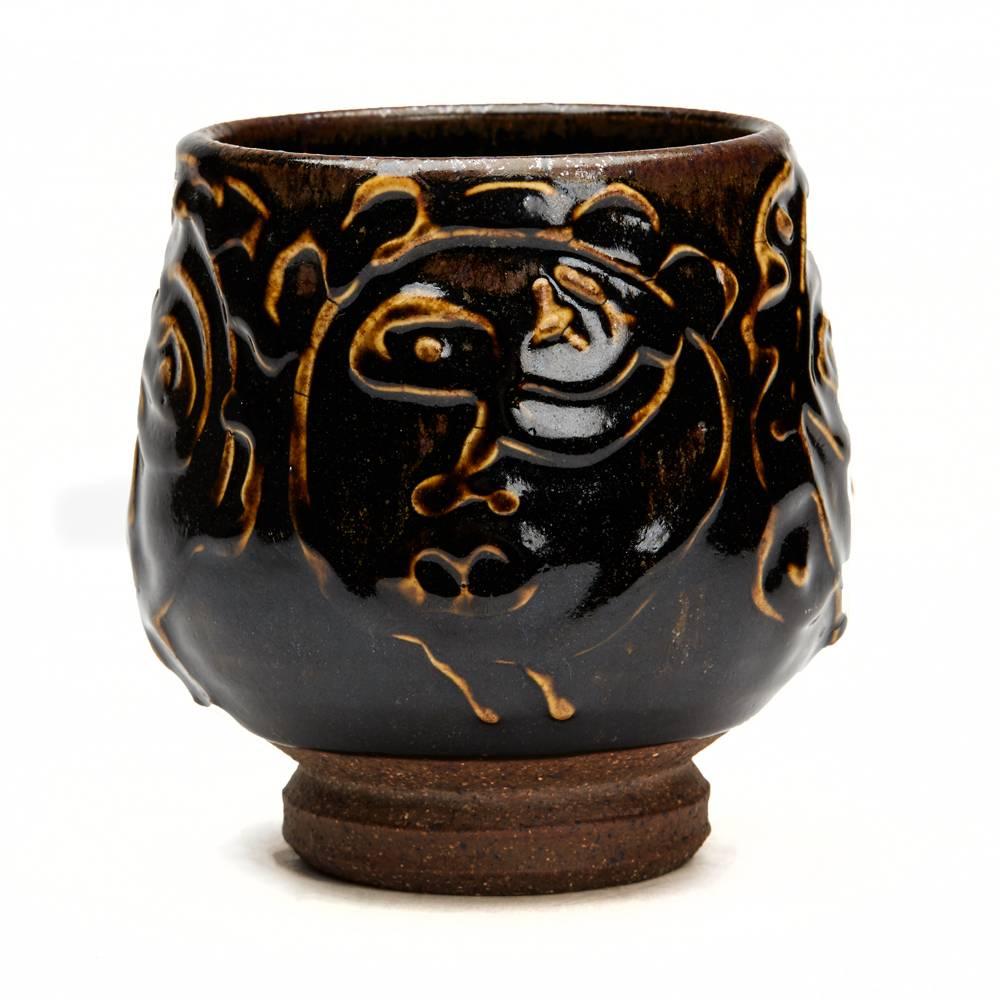 Vernissé Bol à thé Faces de Peter Voulkos American Studio Pottery en vente