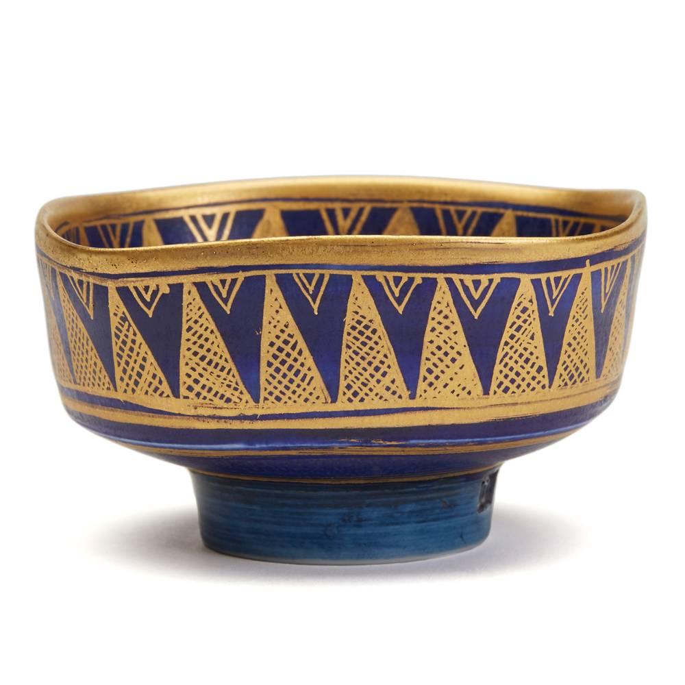 Mary Rich Studio Pottery Geometric Design Bowl, 20th Century In Excellent Condition In Bishop's Stortford, Hertfordshire