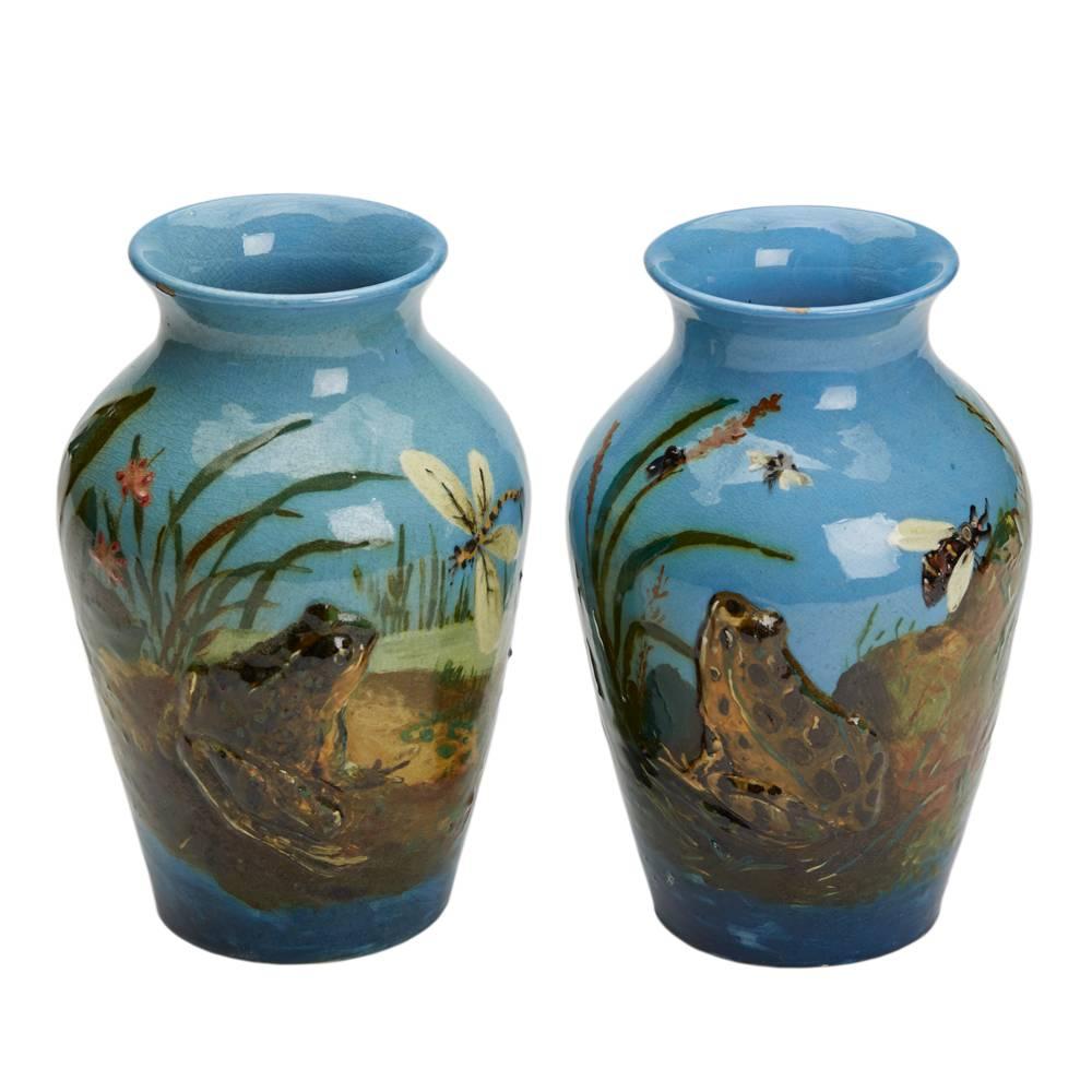 Glazed Harold Leach Burmantofts Pair of Barbotine Frog Vases