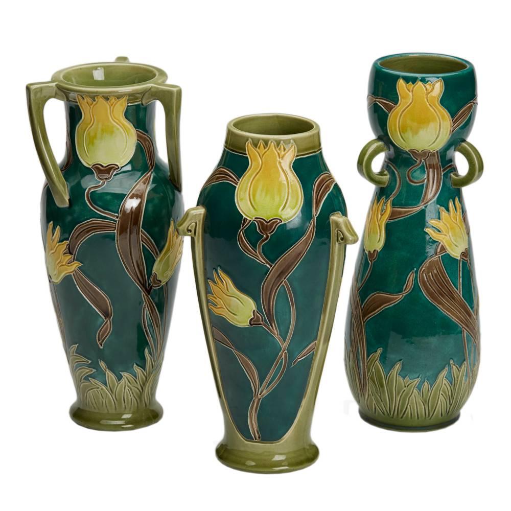 Art Nouveau Burmantofts Faience Handled Tulip Vase 3