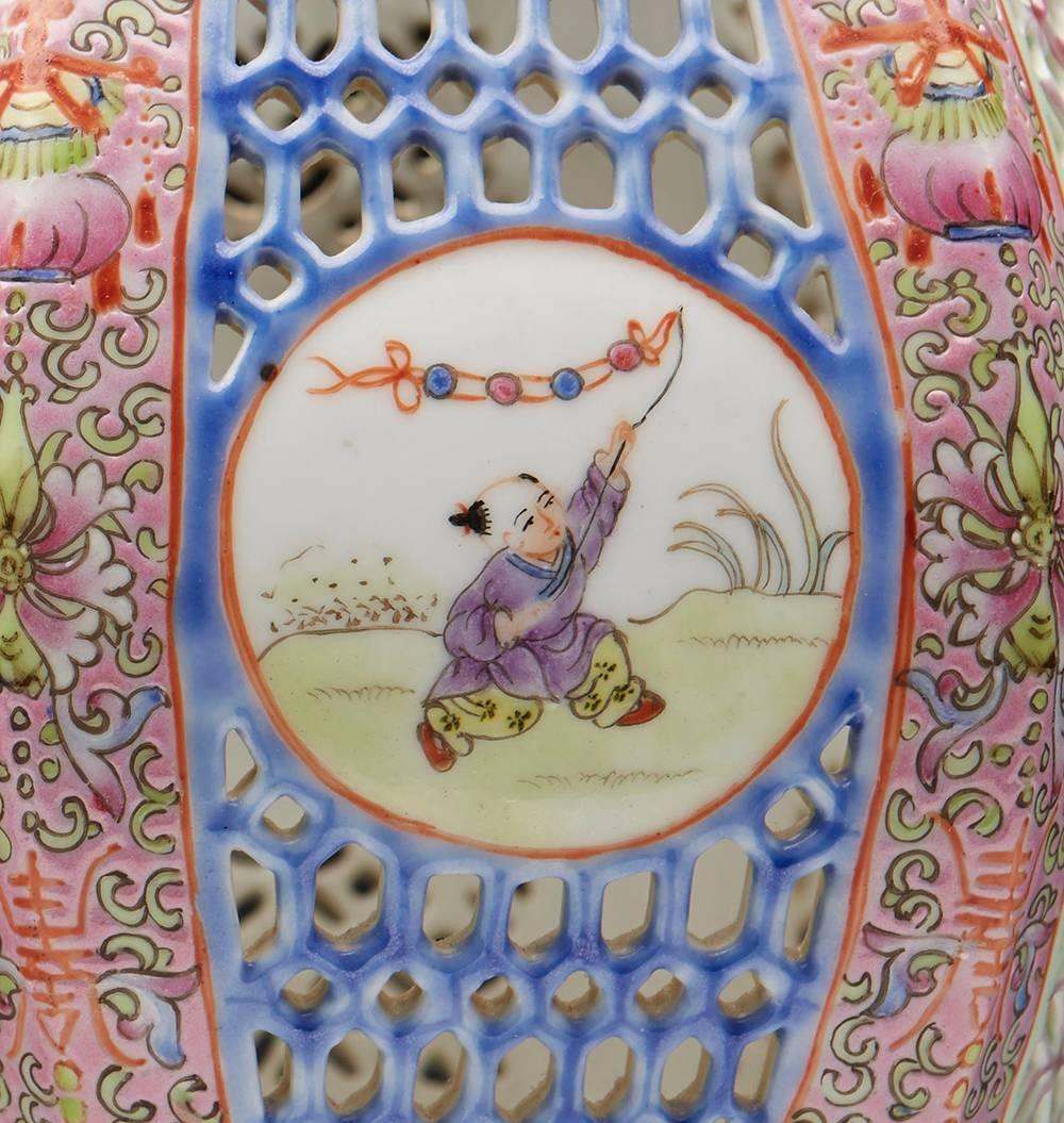 Vintage Pair Chinese Famille Rose Porcelain Lanterns, 19th to 20th Century In Excellent Condition In Bishop's Stortford, Hertfordshire